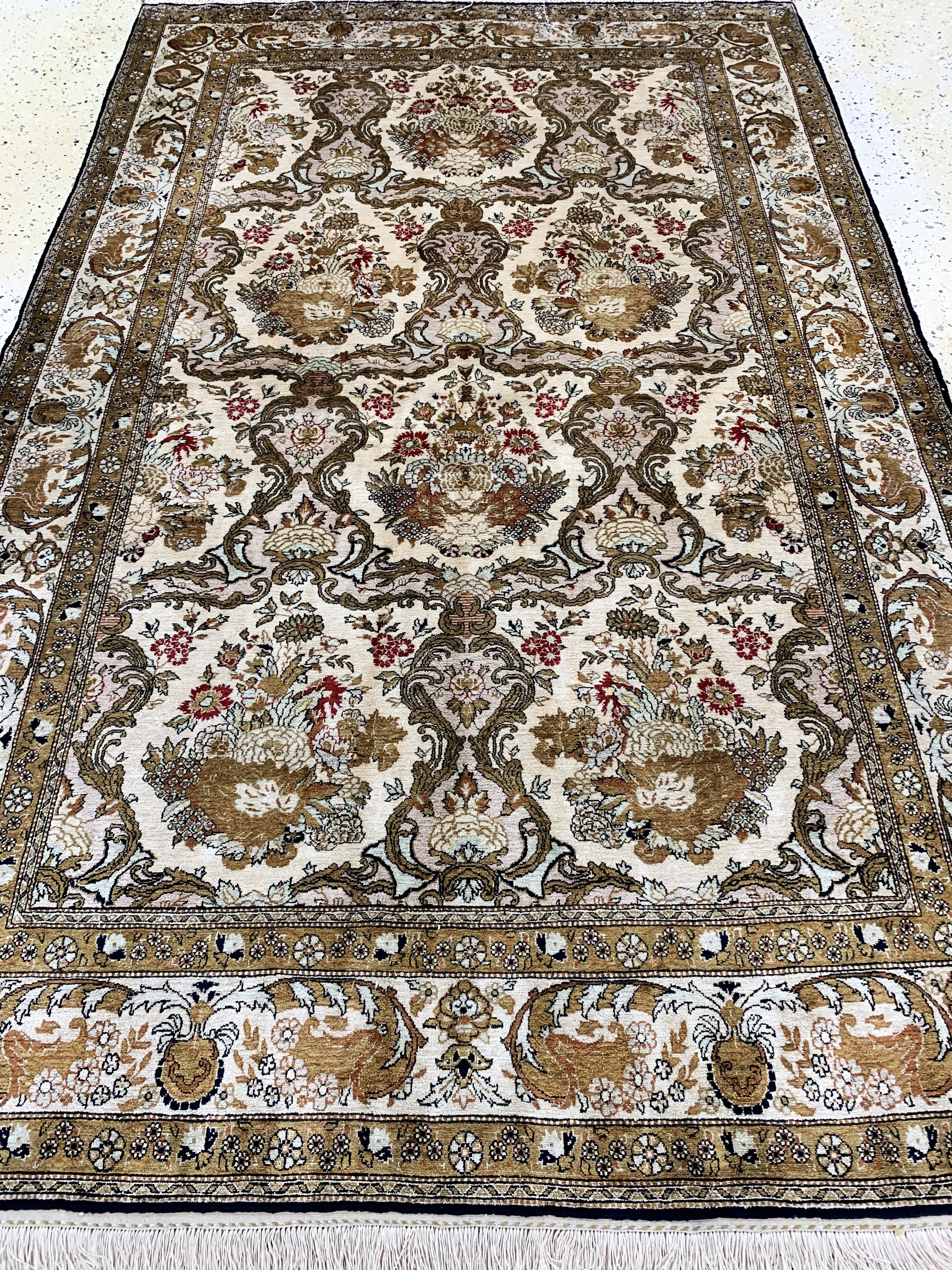 Detail e: Ghom Seide wohl"Shaker", Persien, Anfang 20.Jhd, reine Naturseide, ca. 225 x 142 cm, gereinigt, EHZ: 1-2