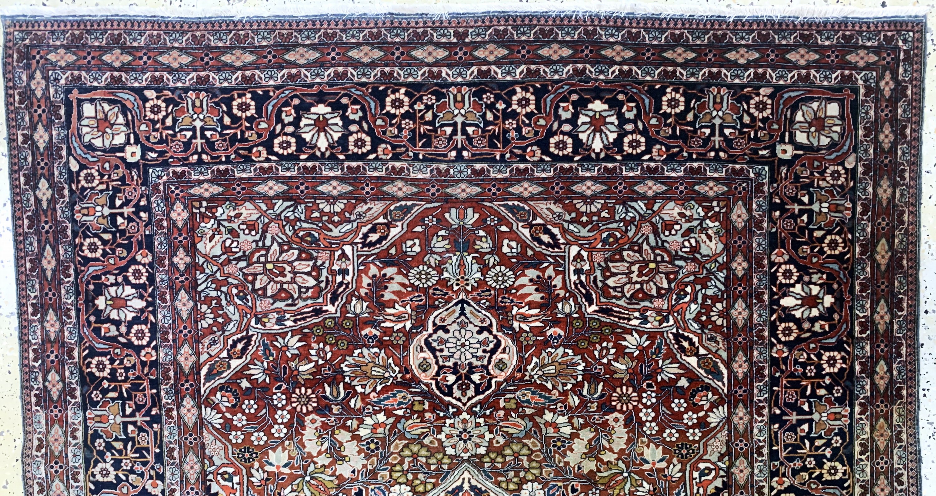 Detail c: Keschan"Mohtescham"antik, Persien, um 1900,Korkwolle auf Baumwolle, ca. 230 x 150 cm, leichter Mottenfraß, gereinigt, EHZ: (gleichmäßig ...