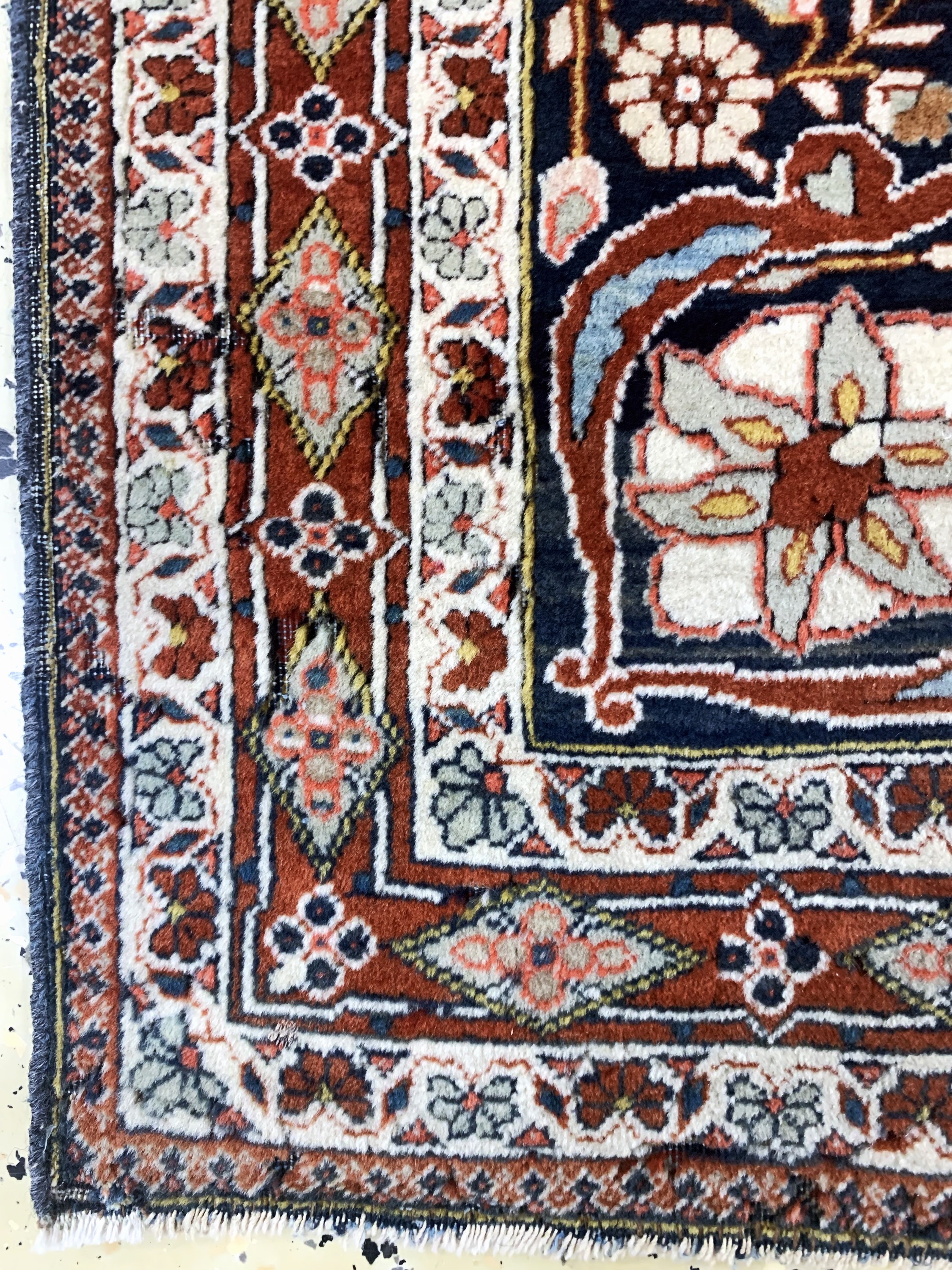Detail e: Keschan"Mohtescham"antik, Persien, um 1900,Korkwolle auf Baumwolle, ca. 230 x 150 cm, leichter Mottenfraß, gereinigt, EHZ: (gleichmäßig ...