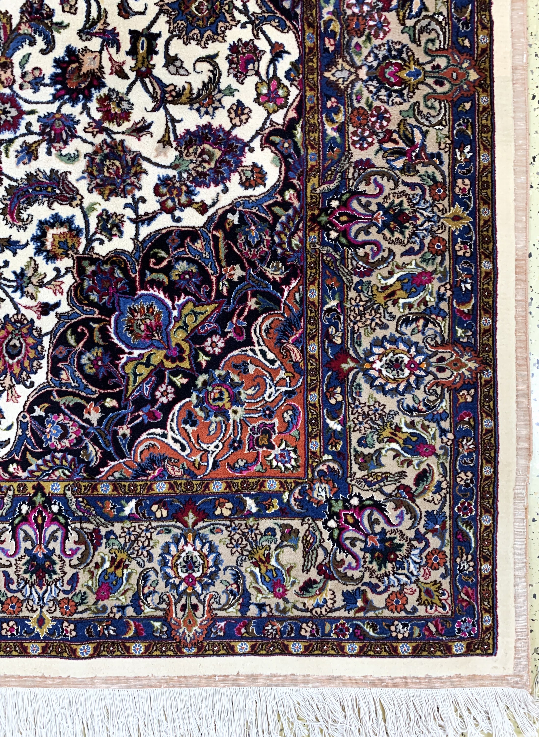 Detail a: Mesched Kork fein, Persien, Ende 20.Jhd, Korkwolle mit Seide, ca. 300 x 204 cm, EHZ: 2