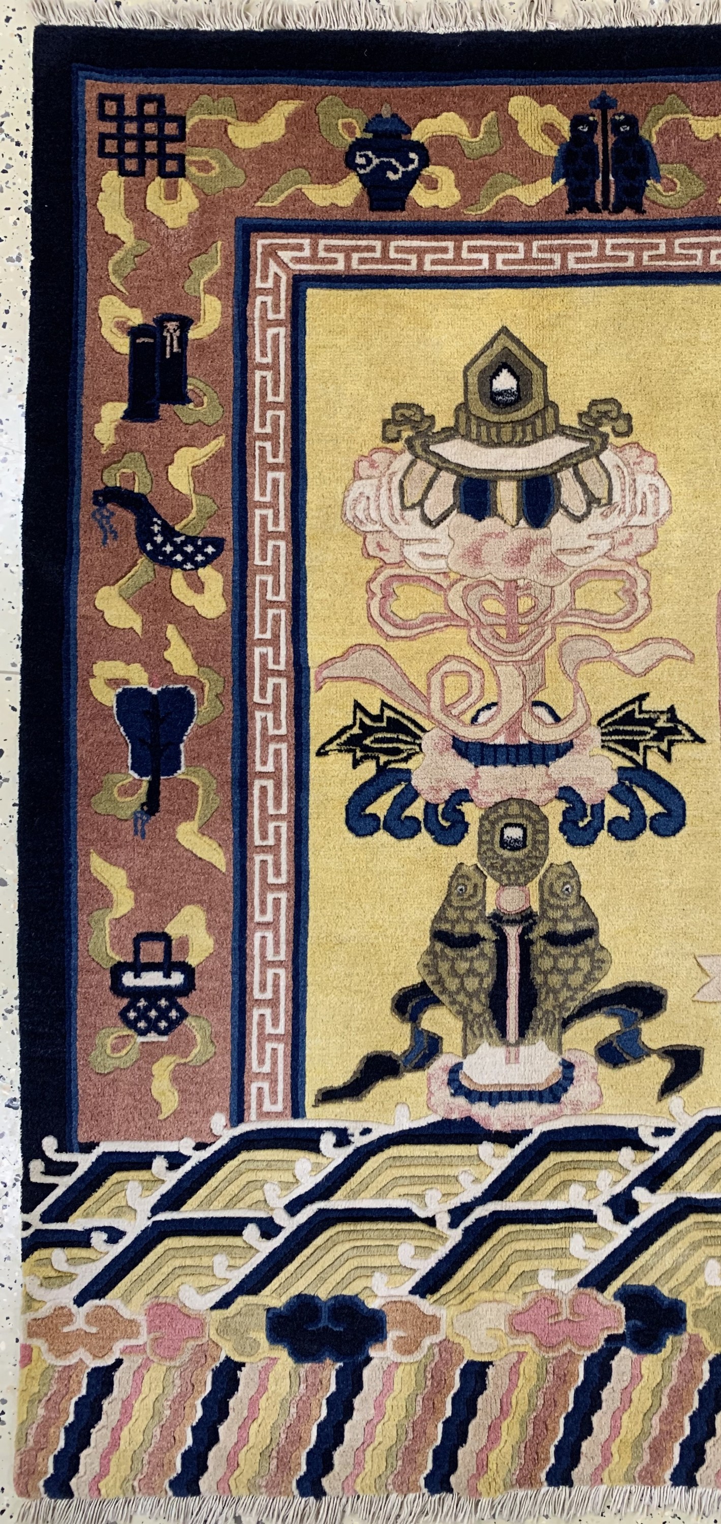 Detail c: Peking fein, China, Mitte 20.Jhd, Wolle aufBaumwolle, ca. 138 x 186 cm, EHZ:(nahezu neuwertig).