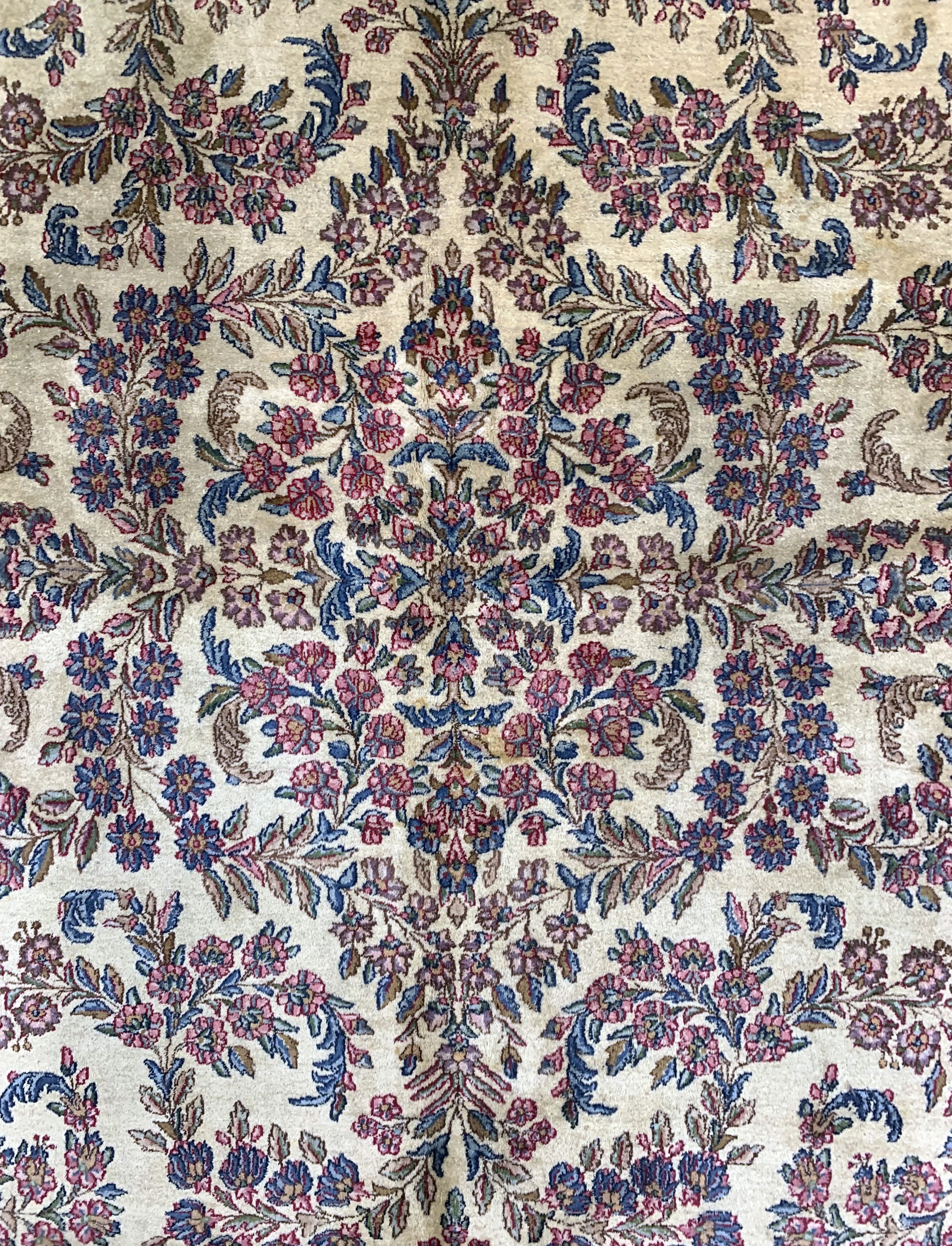 Detail c: Kerman"Lawar"antik, Persien, um 1900, Wolleauf Baumwolle, ca. 470 x 290 cm, gereinigt, EHZ: 2(ganz kleine Flecken)