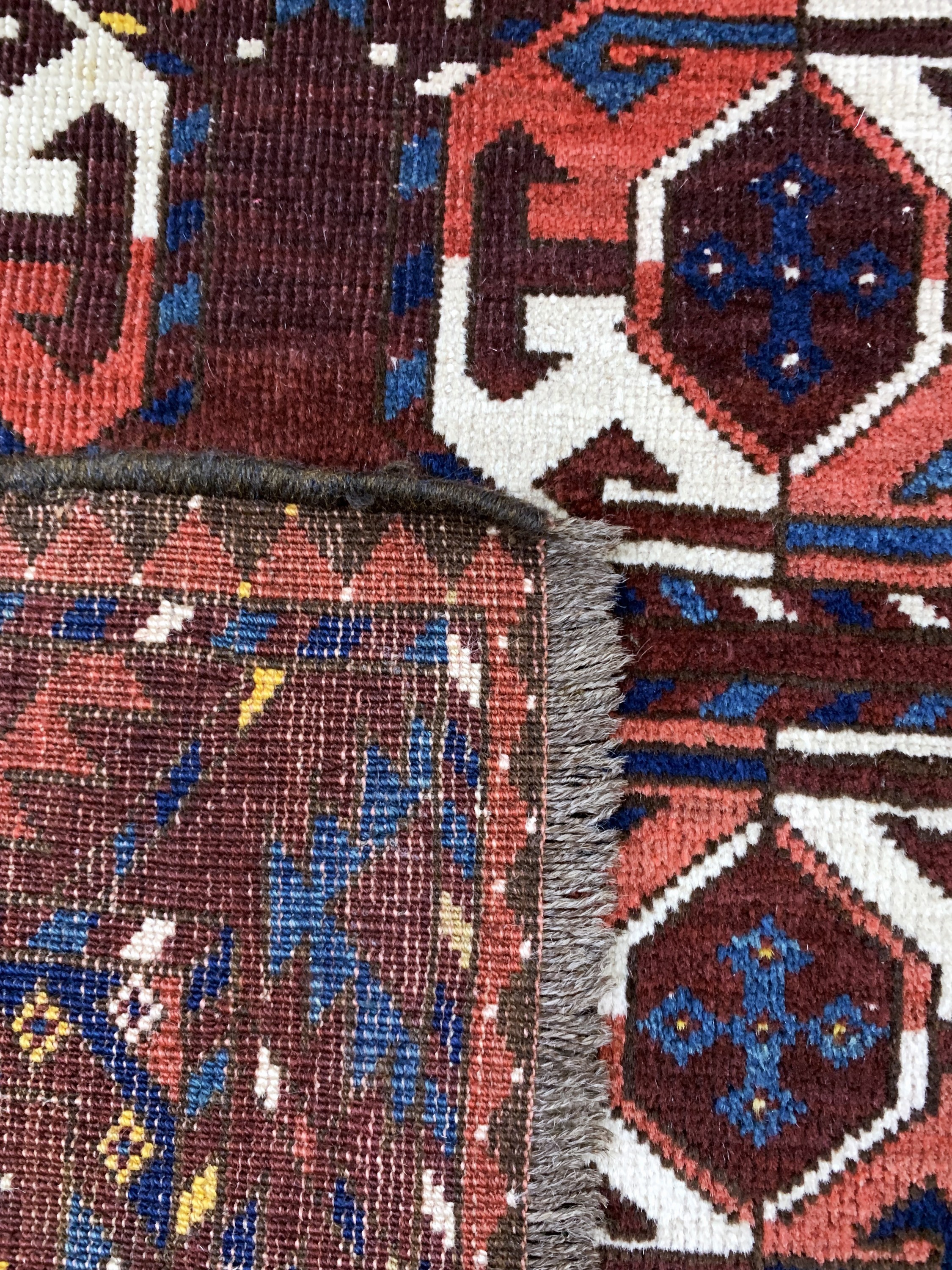 Detail g: Ersari Hauptteppich antik, Turkmenistan, um1900, Wolle auf Wolle, ca. 265 x 185 cm, EHZ: 2-3