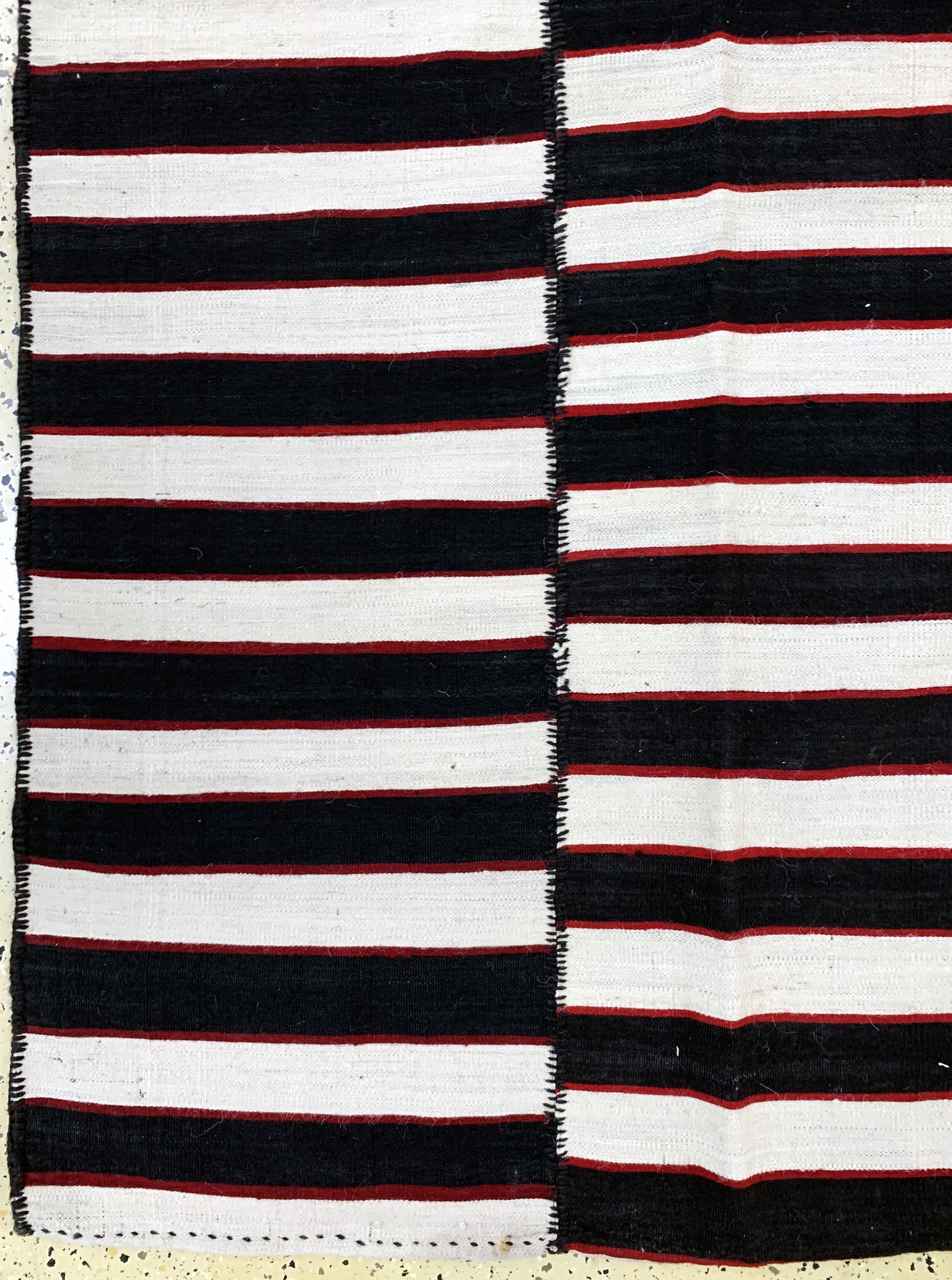 Detail b: Mazandaran Kelim(5 Bahnig), Persien, Mitte 20.Jhd, Wolle auf Wolle, ca. 405 x 240 cm, EHZ: 2