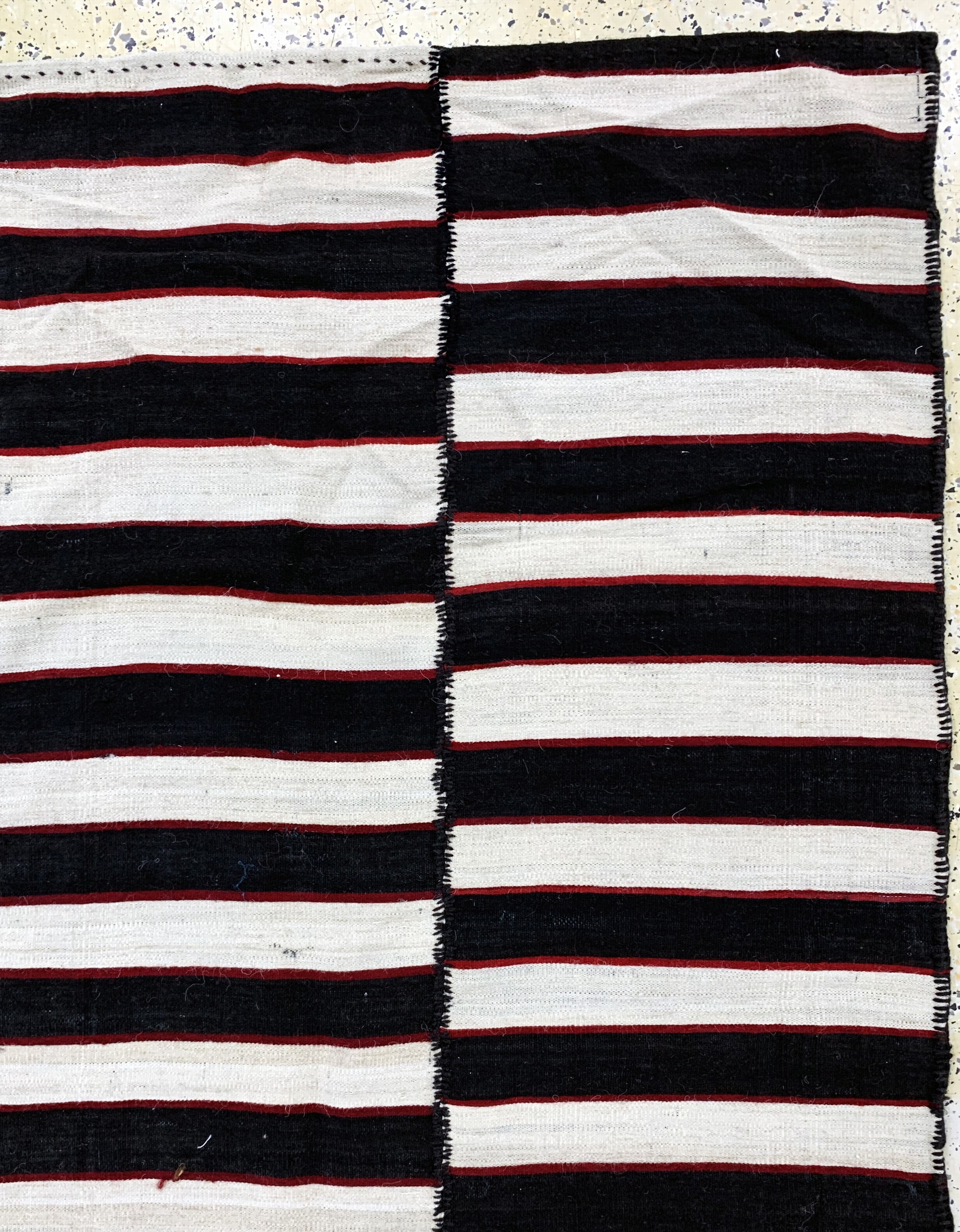 Detail e: Mazandaran Kelim(5 Bahnig), Persien, Mitte 20.Jhd, Wolle auf Wolle, ca. 405 x 240 cm, EHZ: 2