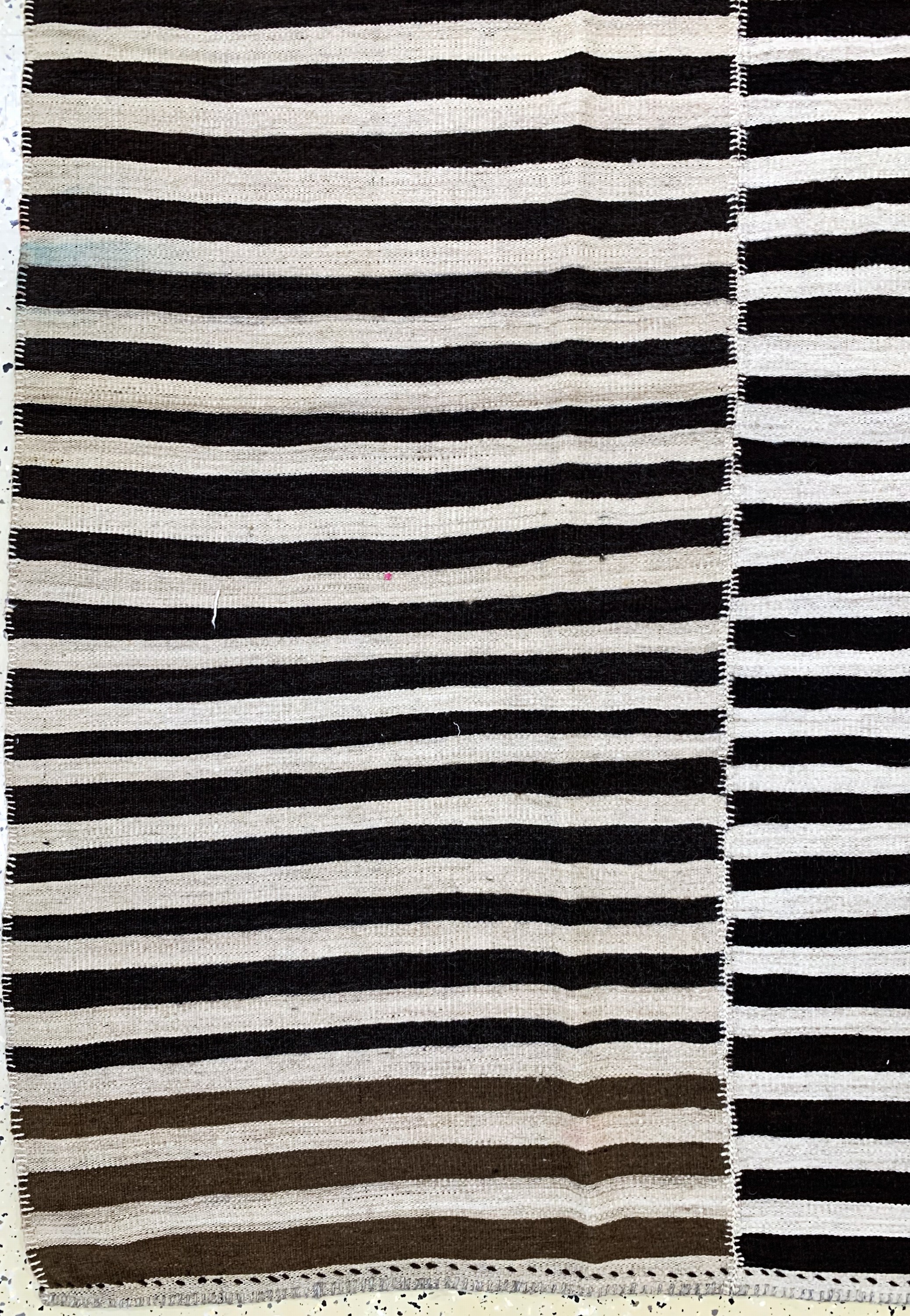 Detail b: Mazandaran Kelim(3 Bahnig), Persien, Mitte 20.Jhd, Wolle auf Wolle, ca. 250 x 200 cm, EHZ: 2