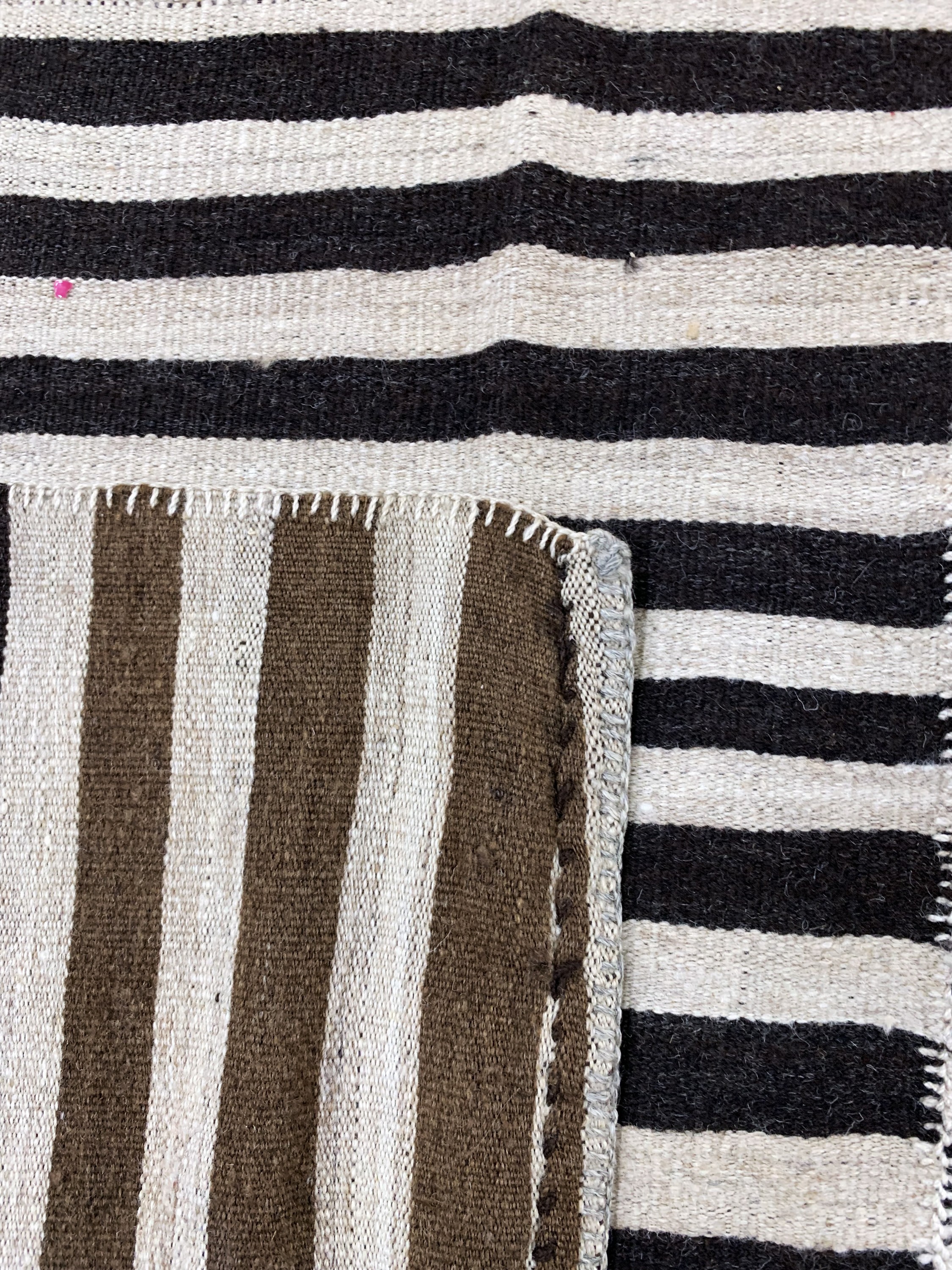 Detail e: Mazandaran Kelim(3 Bahnig), Persien, Mitte 20.Jhd, Wolle auf Wolle, ca. 250 x 200 cm, EHZ: 2