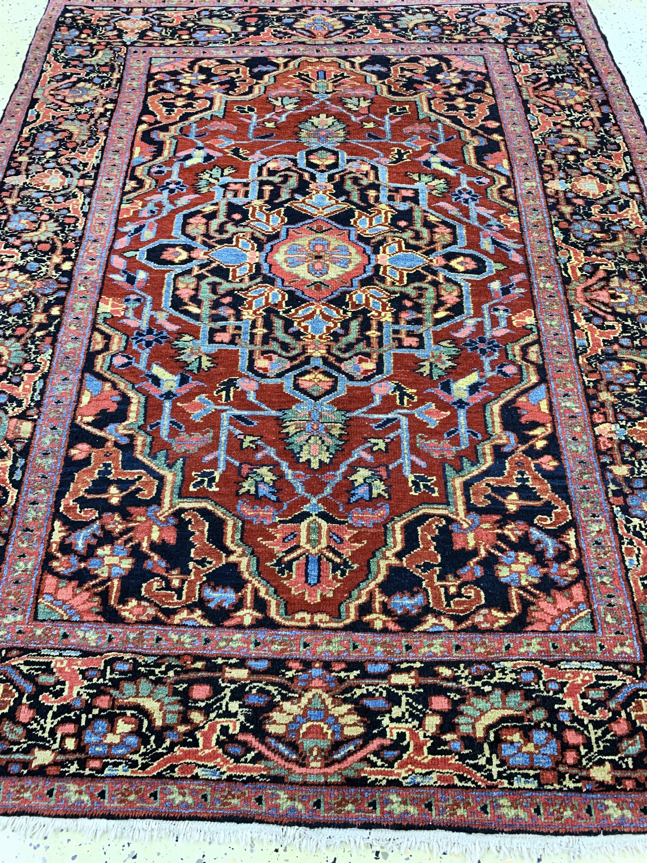 Detail d: Heriz alt, Persien, Anfang 20.Jhd, Wolle auf Baumwolle, ca. 185 x 142 cm, EHZ: 2