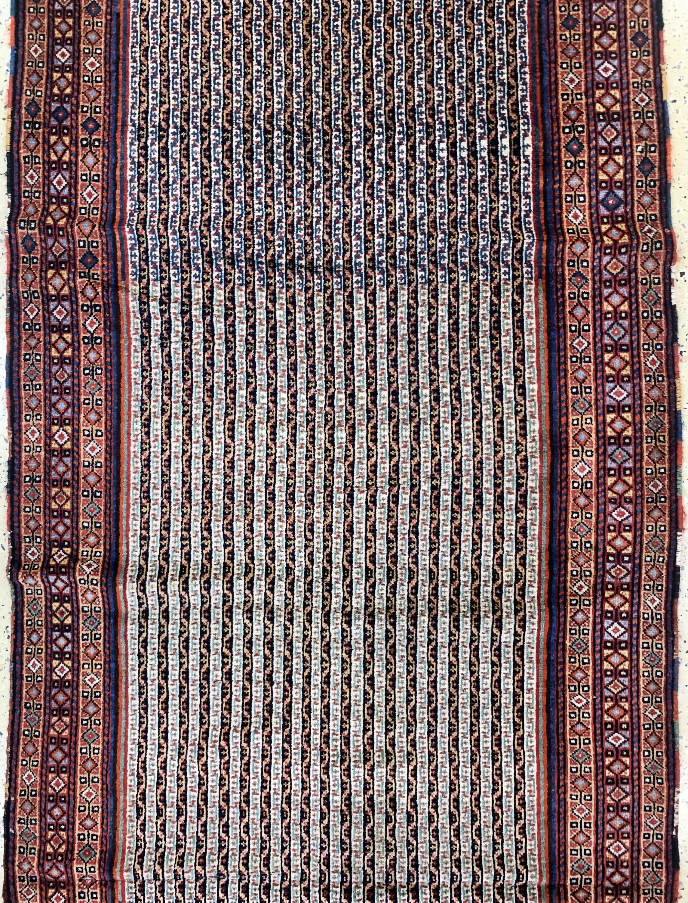 Detail b: Antiker Khamseh, Persien, 19.Jhd, Wolle aufWolle, ca. 460 x 117 cm, gereinigt, EHZ: 2-3(Trittfalten)