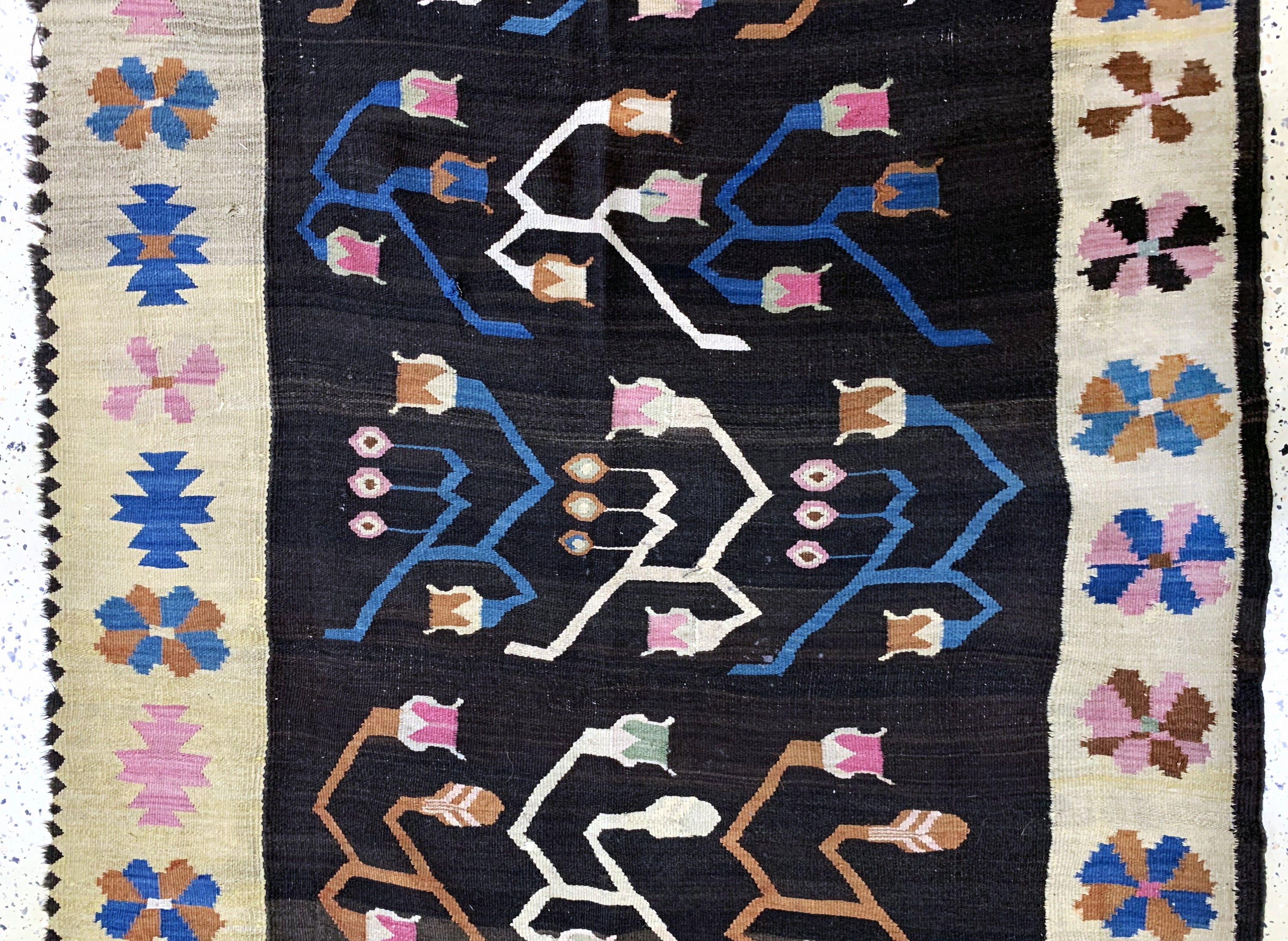 Detail c: Bessarabien Kelim antik, Balkan, um 1900, Wolle auf Wolle, ca. 400 x 140 cm, EHZ: 4