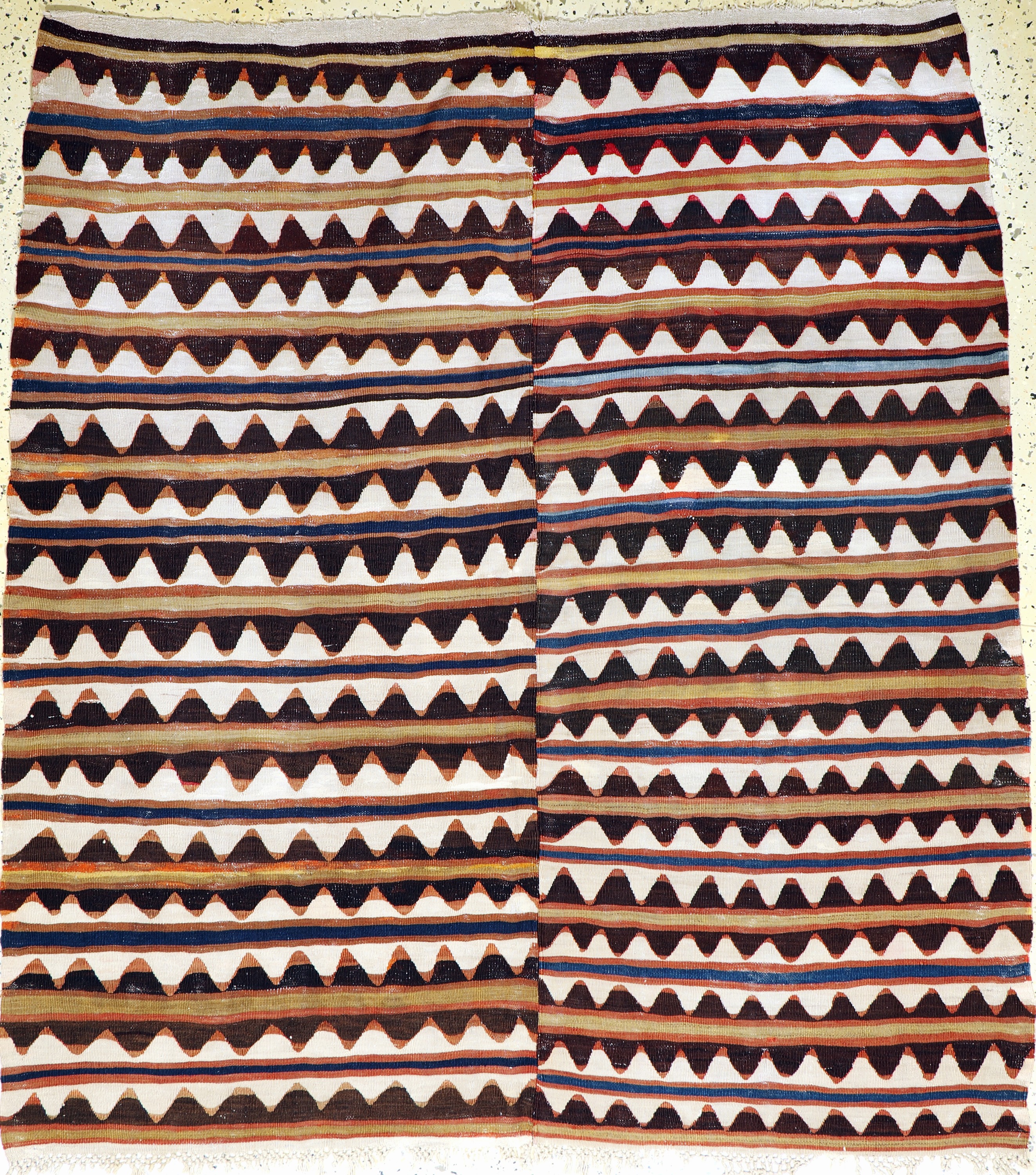 Shahsawan Kelim, Persien, Anfang 20.Jhd, Wolle auf Wolle(2 Bahnig), ca. 195 x 180 cm, EHZ: 2