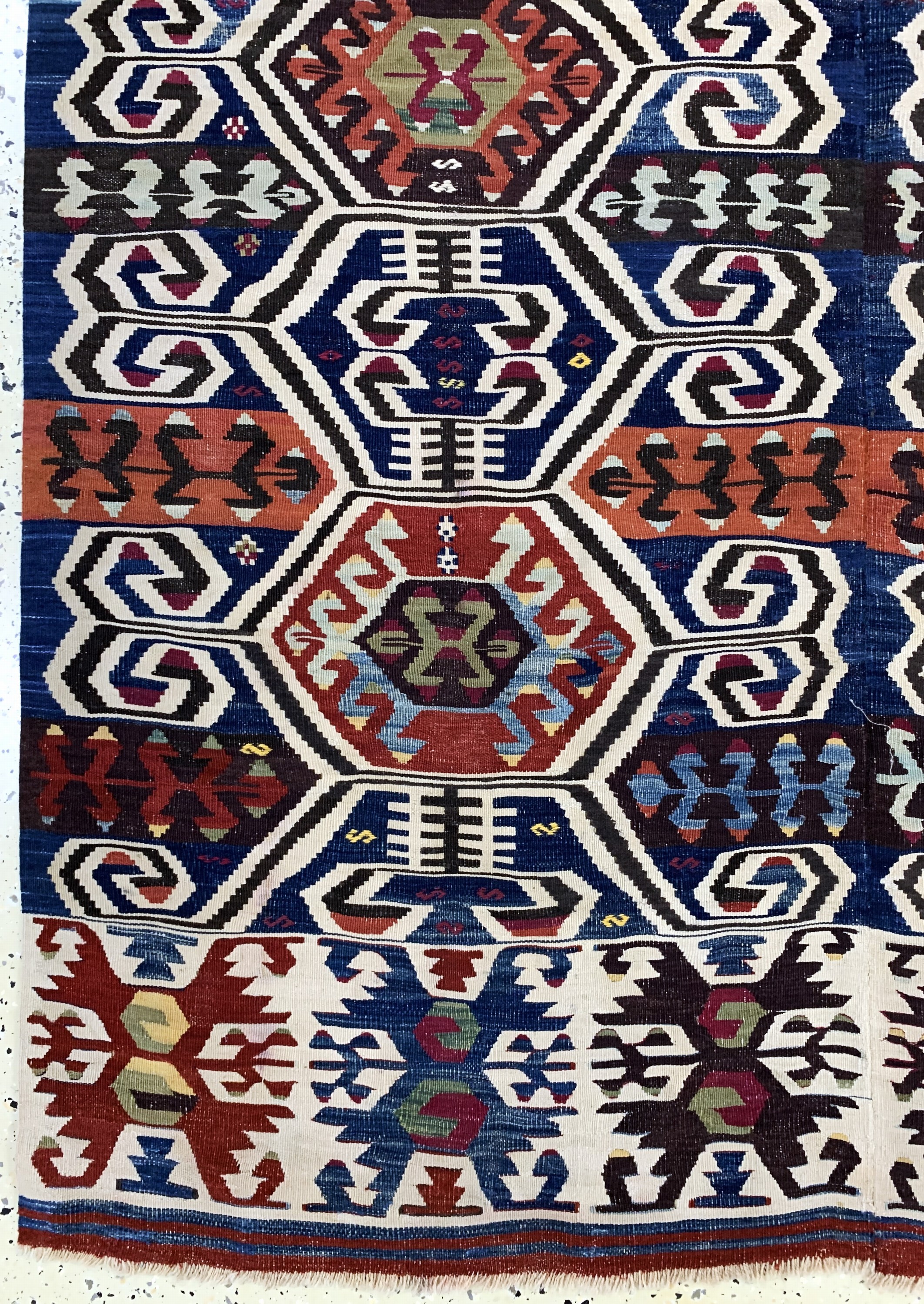 Detail b: Konya Kelim antik, Türkei, 19.Jhd, Wolle auf Wolle, ca. 340 x 162 cm, EHZ: 2