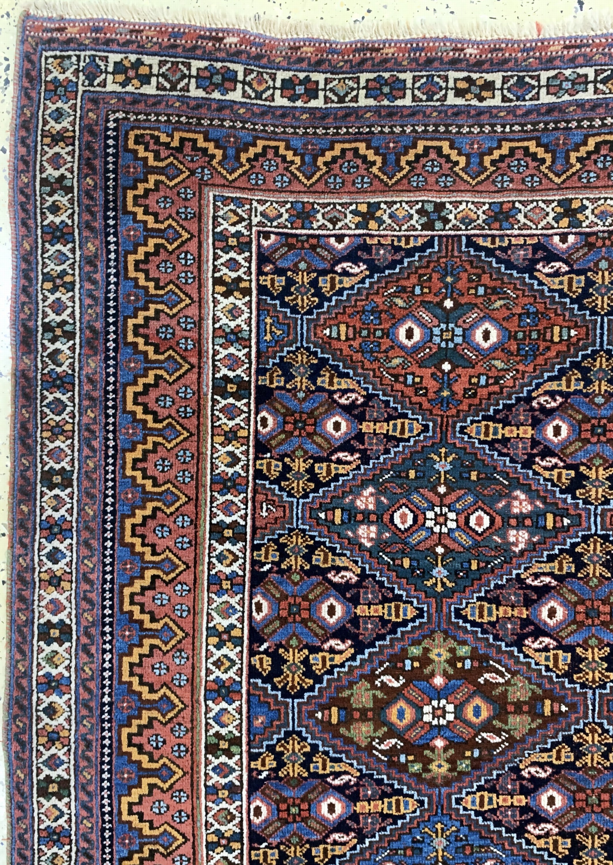 Detail c: Afschar fein alt, Persien, Anfang 20.Jhd, Wolle auf Wolle, ca. 200 x 160 cm, EHZ:(gleichmäßig dünn).