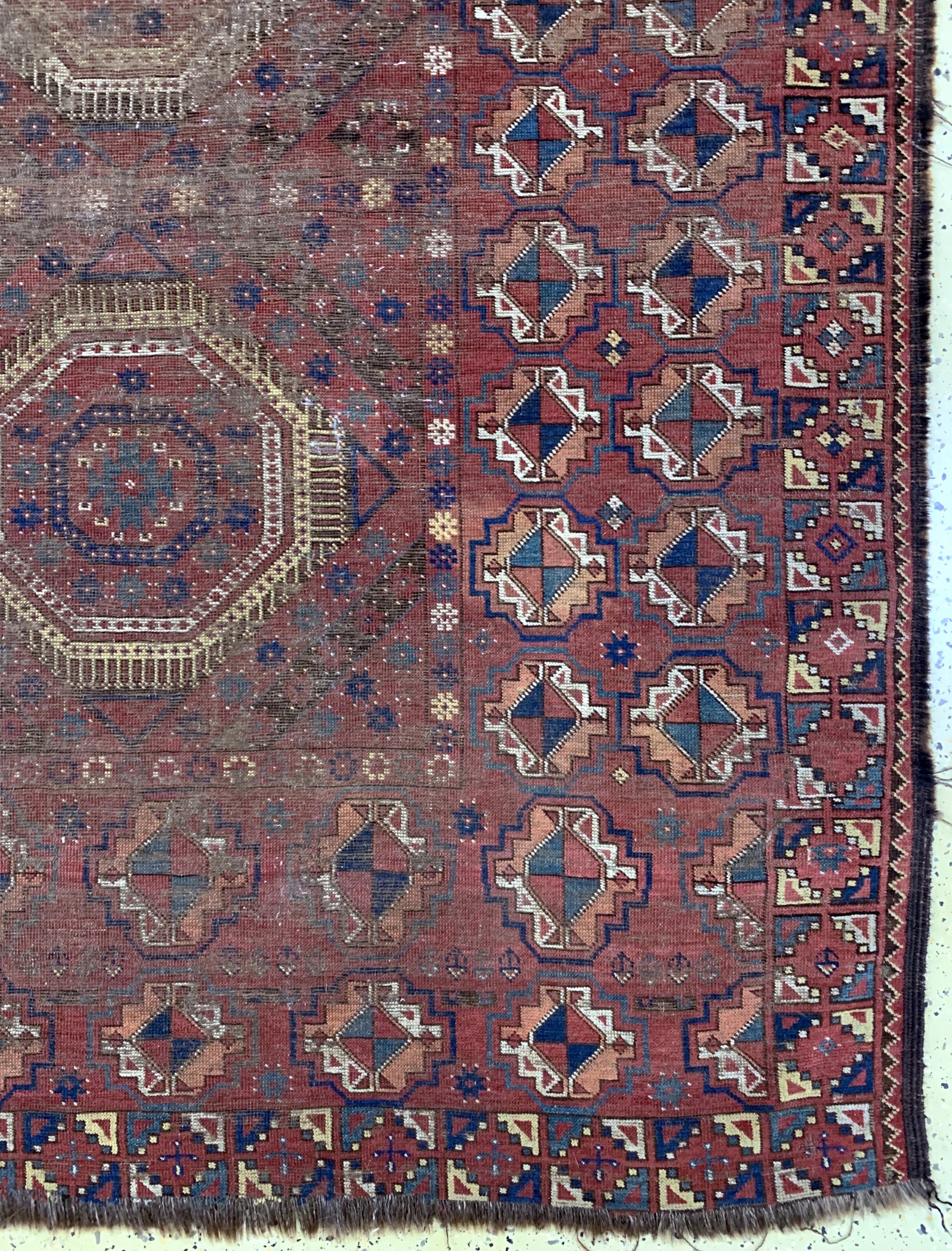 Detail a: Antiker Beschir, Turkmenistan, 19.Jhd, Wolle auf Wolle, ca. 435 x 240 cm, EHZ: 4