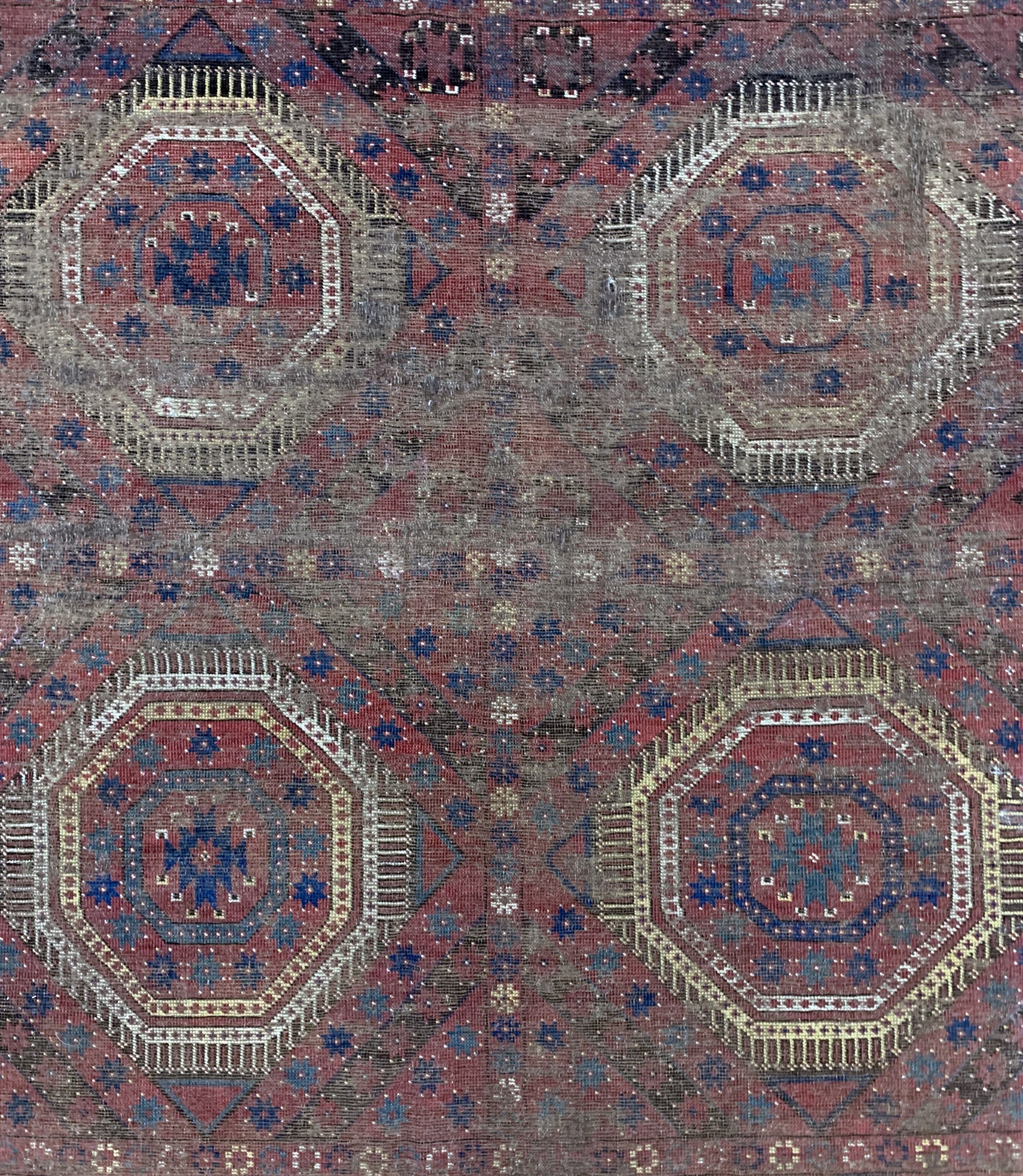 Detail c: Antiker Beschir, Turkmenistan, 19.Jhd, Wolle auf Wolle, ca. 435 x 240 cm, EHZ: 4