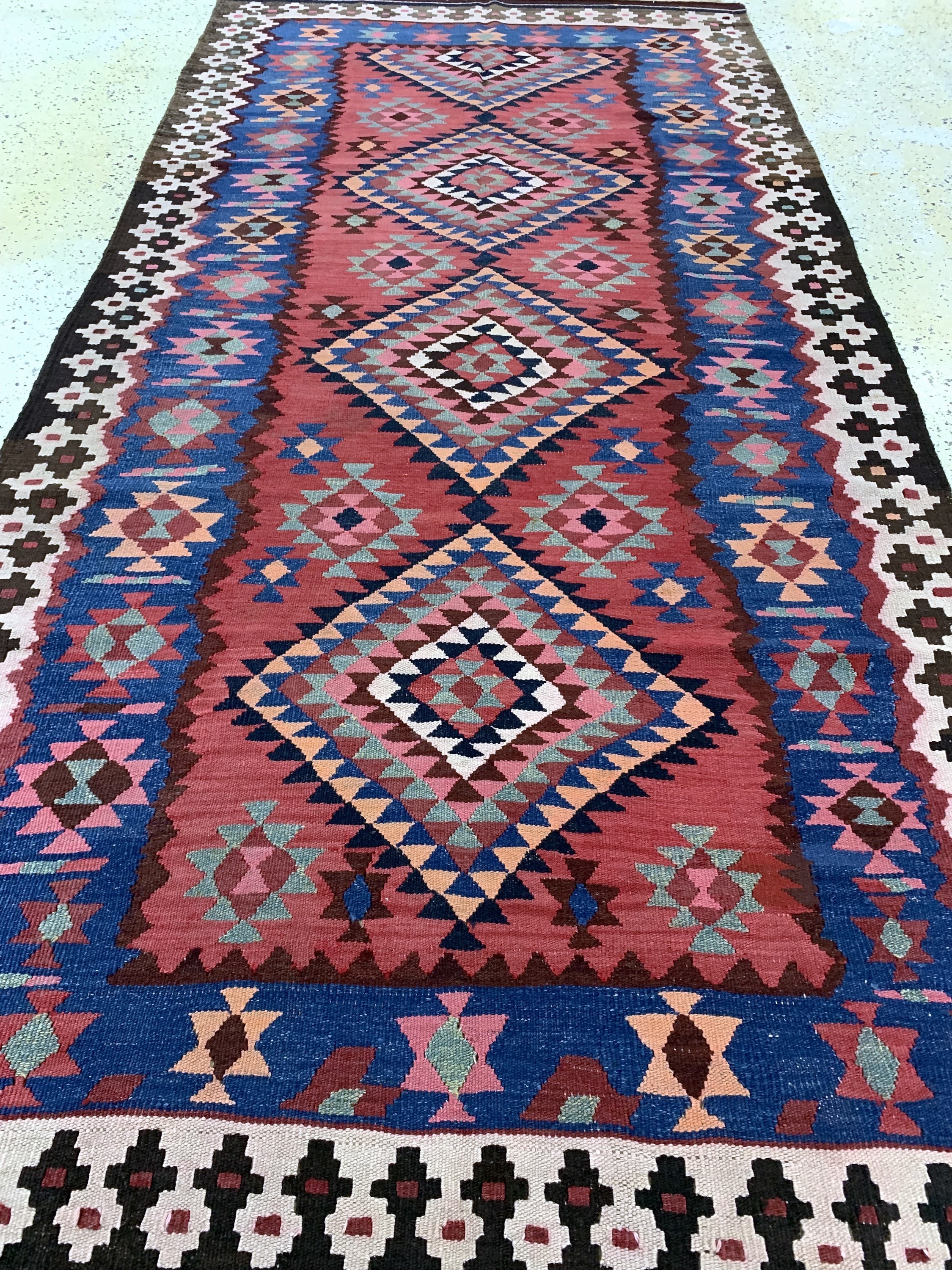 Detail e: Bachtiar Kelim, Persien, Mitte 20.Jhd, Wolle auf Wolle, ca. 295 x 144 cm, EHZ: 2
