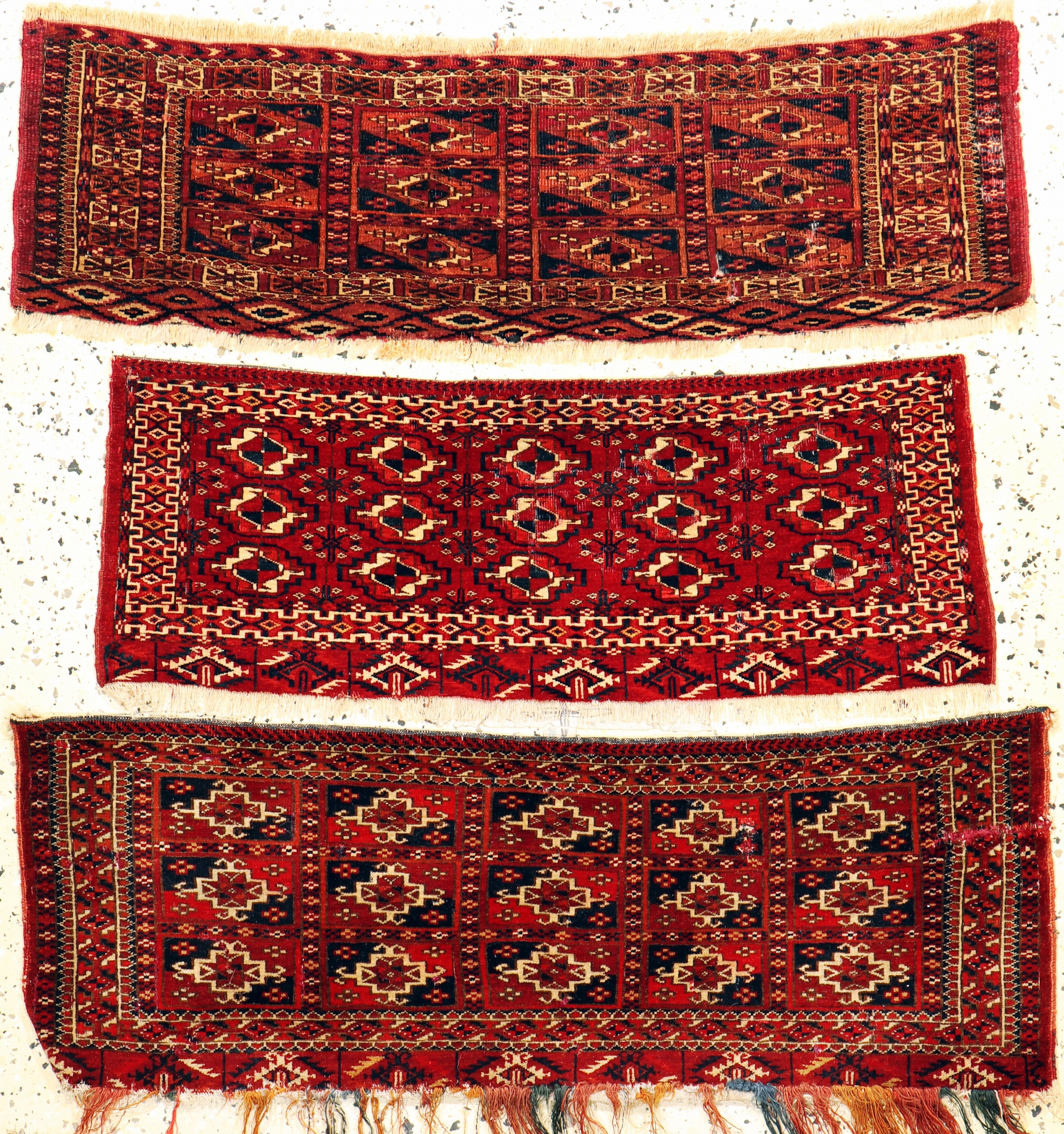 Konvolut 3 Torba antik, Turkmenistan, 19.Jhd, Wolle auf Wolle, ca. 90 x 35 cm, EHZ: 3-4