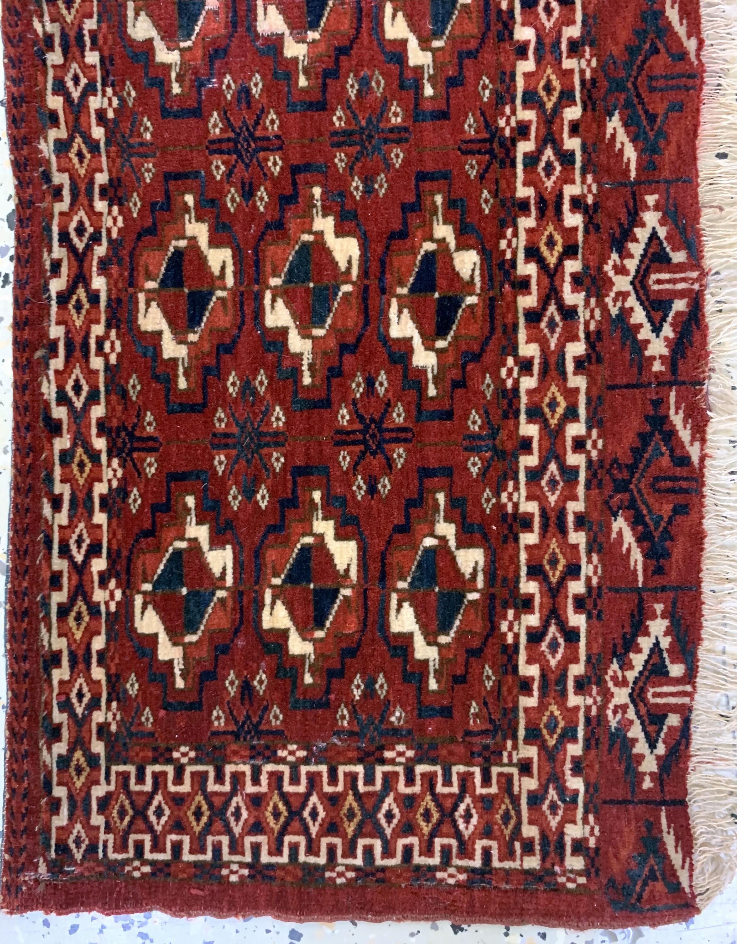 Detail e: Konvolut 3 Torba antik, Turkmenistan, 19.Jhd, Wolle auf Wolle, ca. 90 x 35 cm, EHZ: 3-4