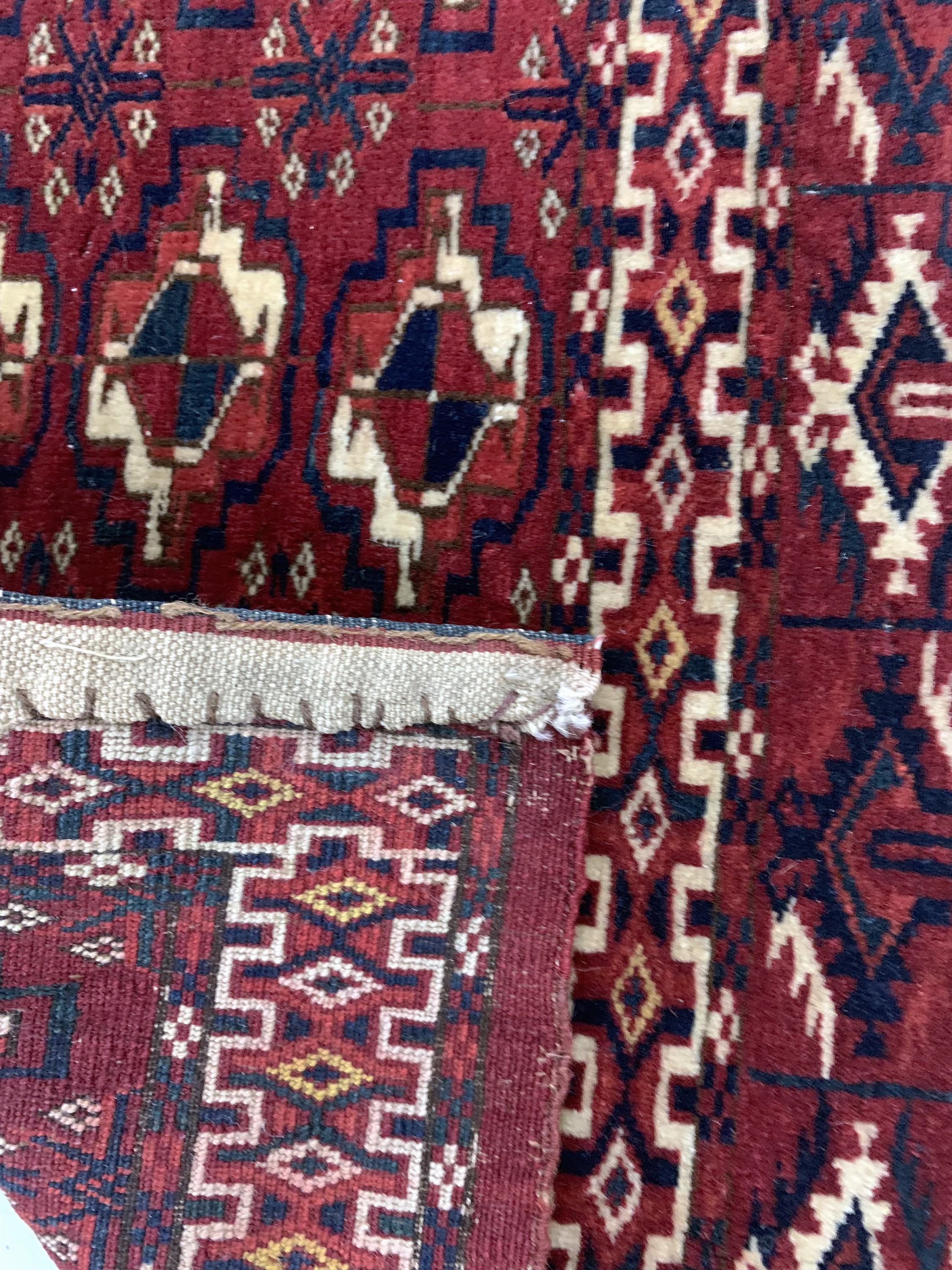 Detail f: Konvolut 3 Torba antik, Turkmenistan, 19.Jhd, Wolle auf Wolle, ca. 90 x 35 cm, EHZ: 3-4