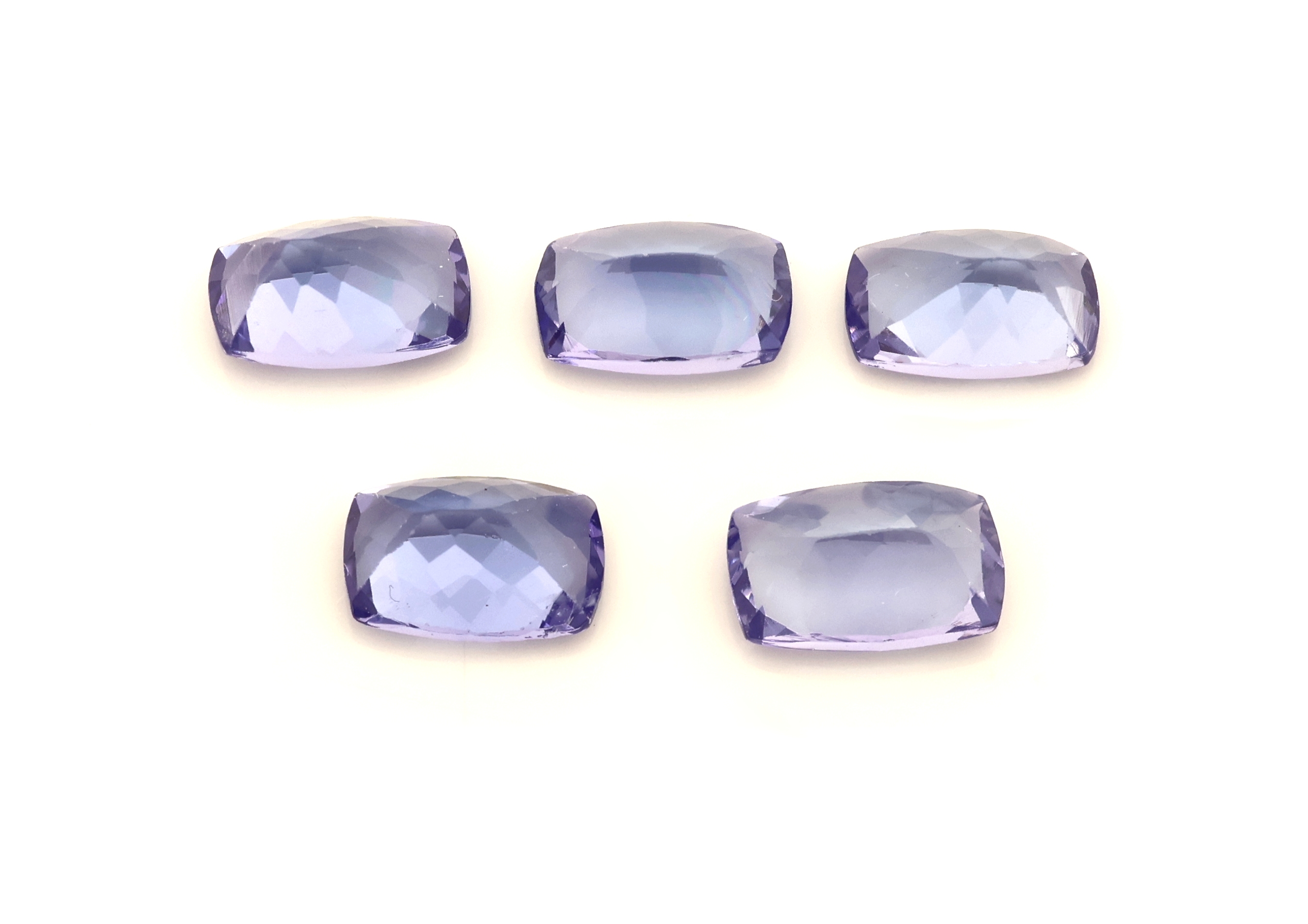 Detail a: Konvolut 5 Tansanite zus. ca. 2.585 ct, Rechteckschliff
