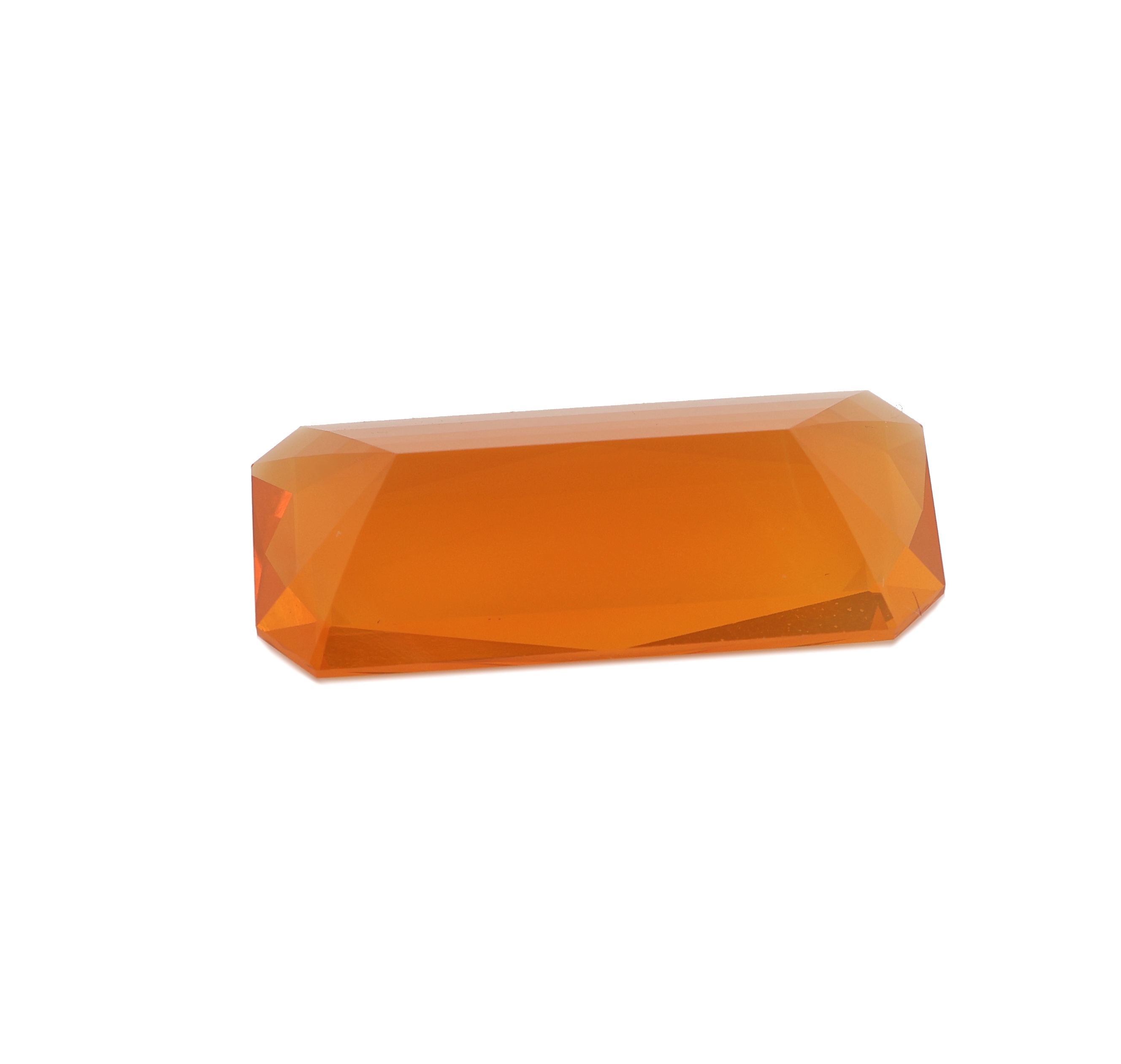 Detail b: Loser facett. Feueropal-Baguette, 6.19 ct, 2 x 1 x 0.5 cm