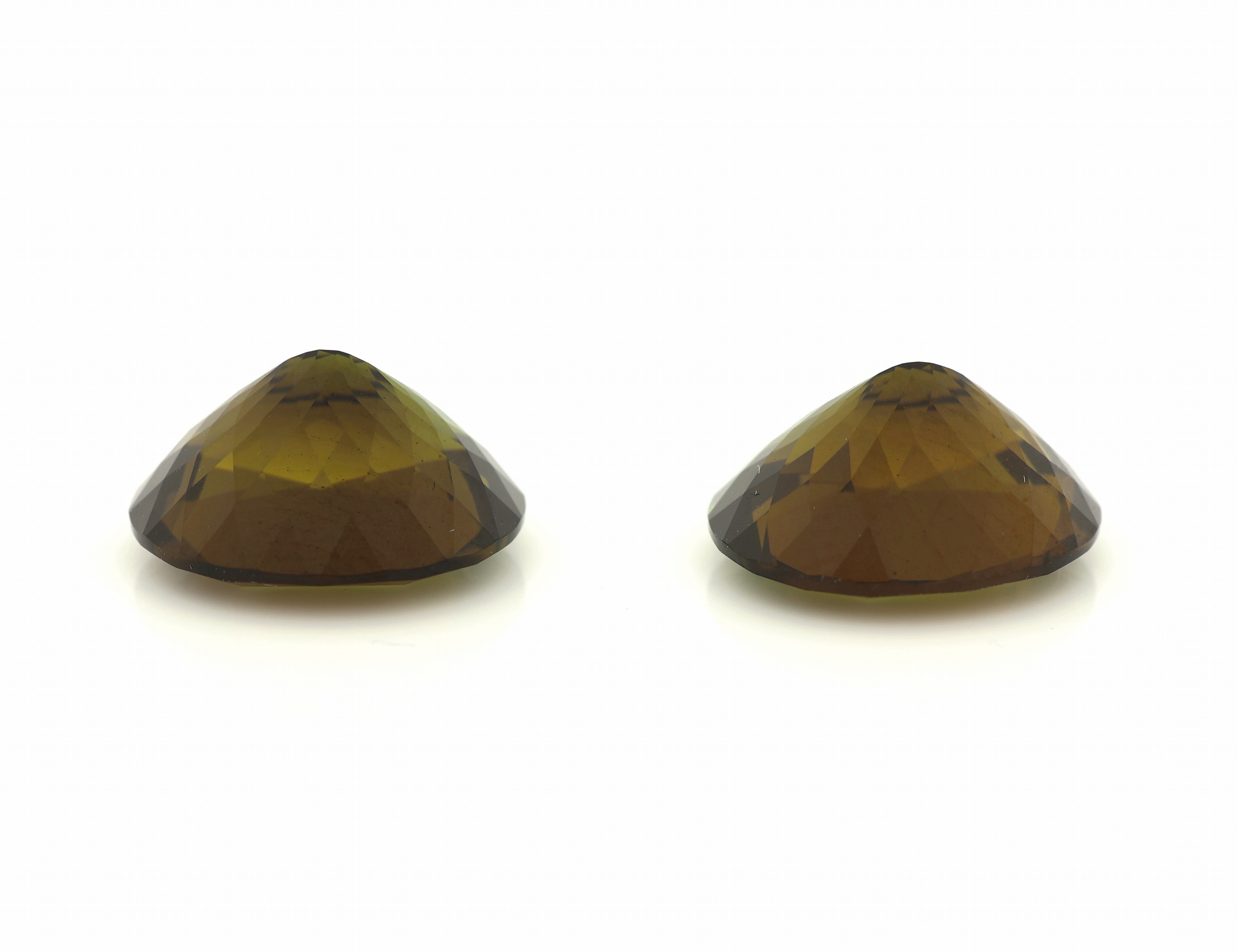 Detail c: Lot 2 lose facett. Turmaline, zus. 5.25 ct, oval
