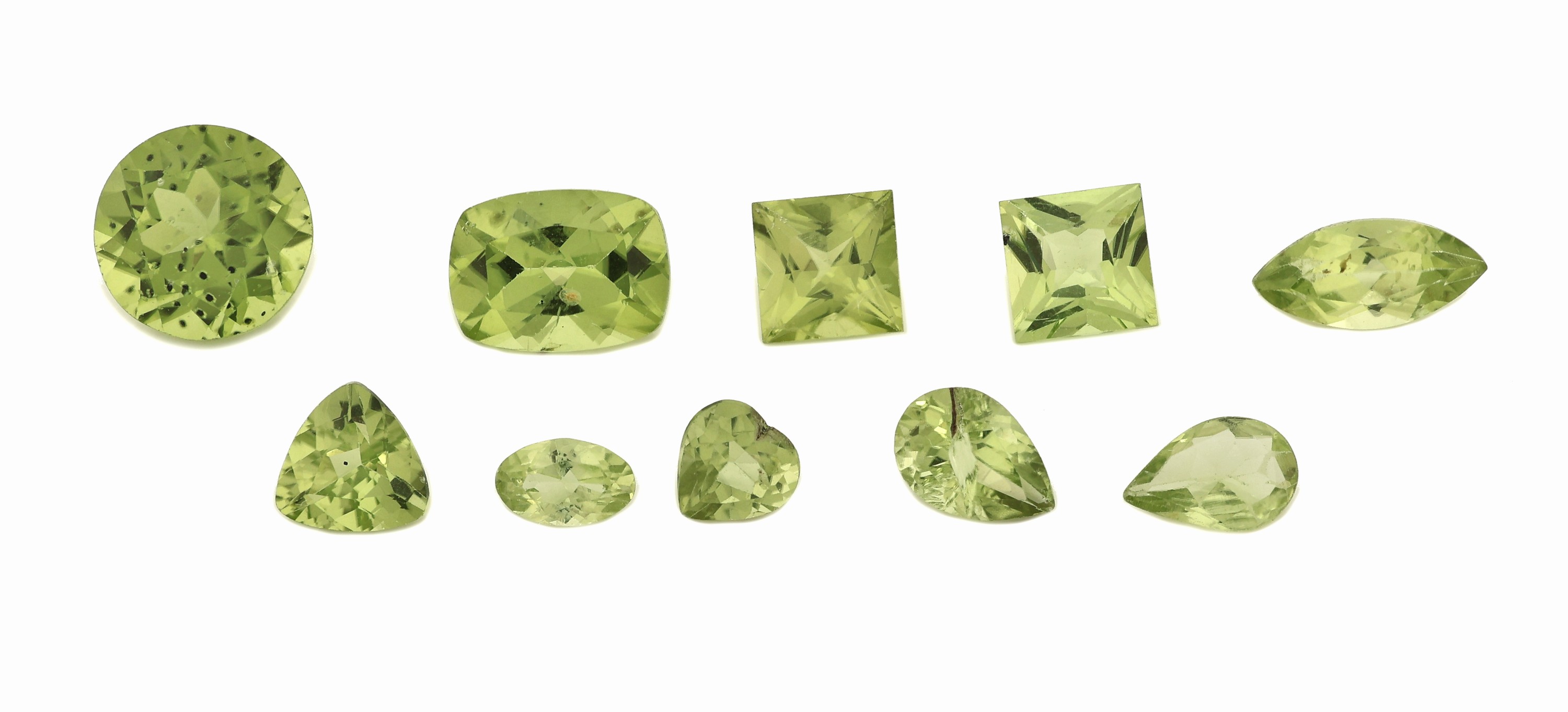 Lot 10 lose facett. Peridots, zus. 7.01 ct, in versch. Schliffformen und Größen
