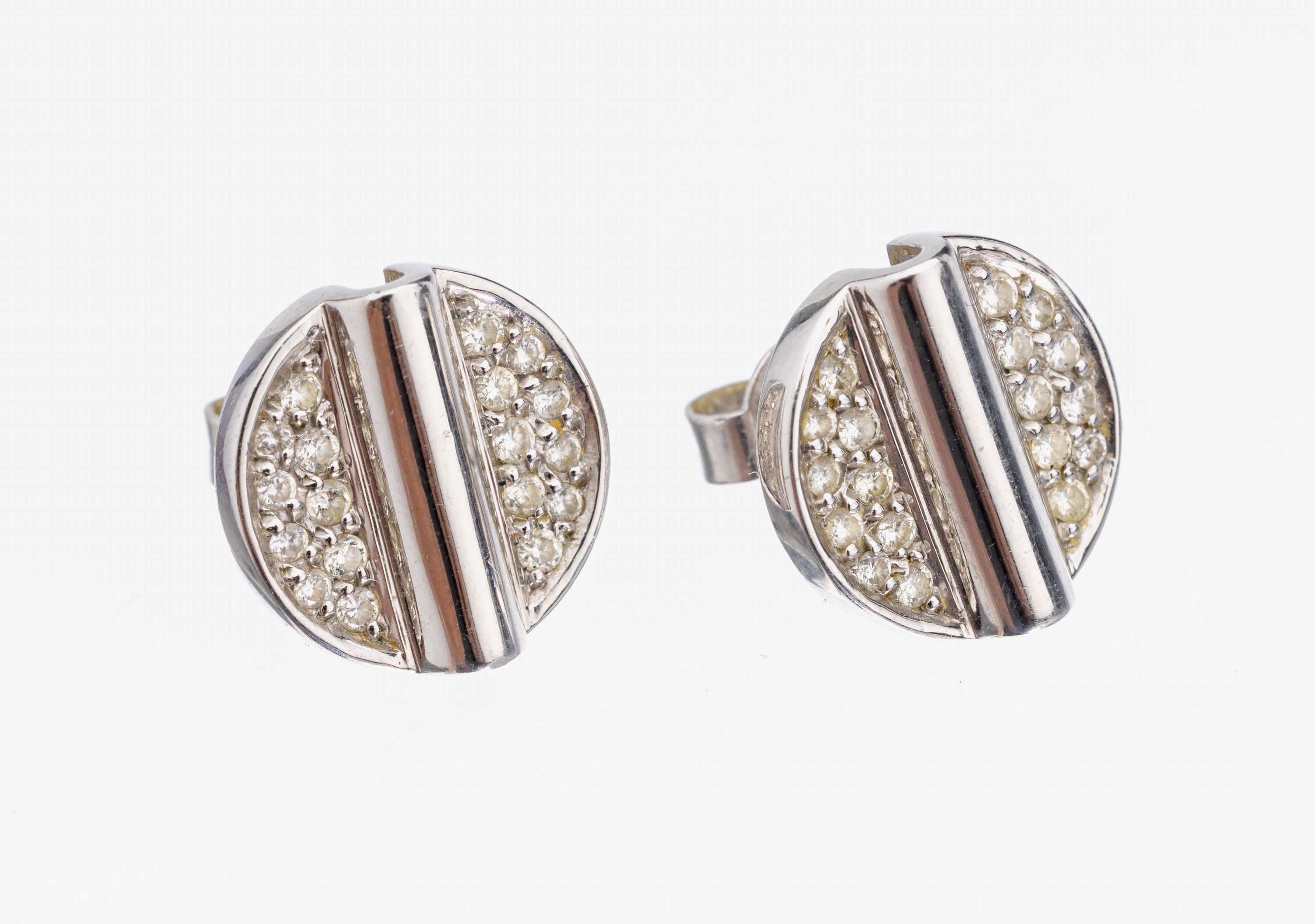 Paar 14 kt Gold Brillant-Ohrstecker, WG 585/000, 36 Brillanten zus. ca. 0.18 ct Weiß/si, ca. 4.0 g