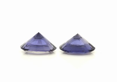 26916527b - Lot facett. Iolith Paar, zus. 4.04 ct, oval imScherenschliff Schätzpreis: 250, - EUR
