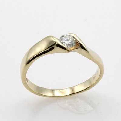 Image 26916606 - Ring mit Brillant, GG 585/000, in diagonalerFassung, Brill. ca. 0.20 ct feines ...