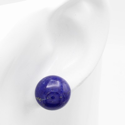 26916704b - Paar Ohrstecker mit Lapislazuli, GG 585/000, 2 runde Lapis ca. 15 mm Schätzpreis: 640, ...