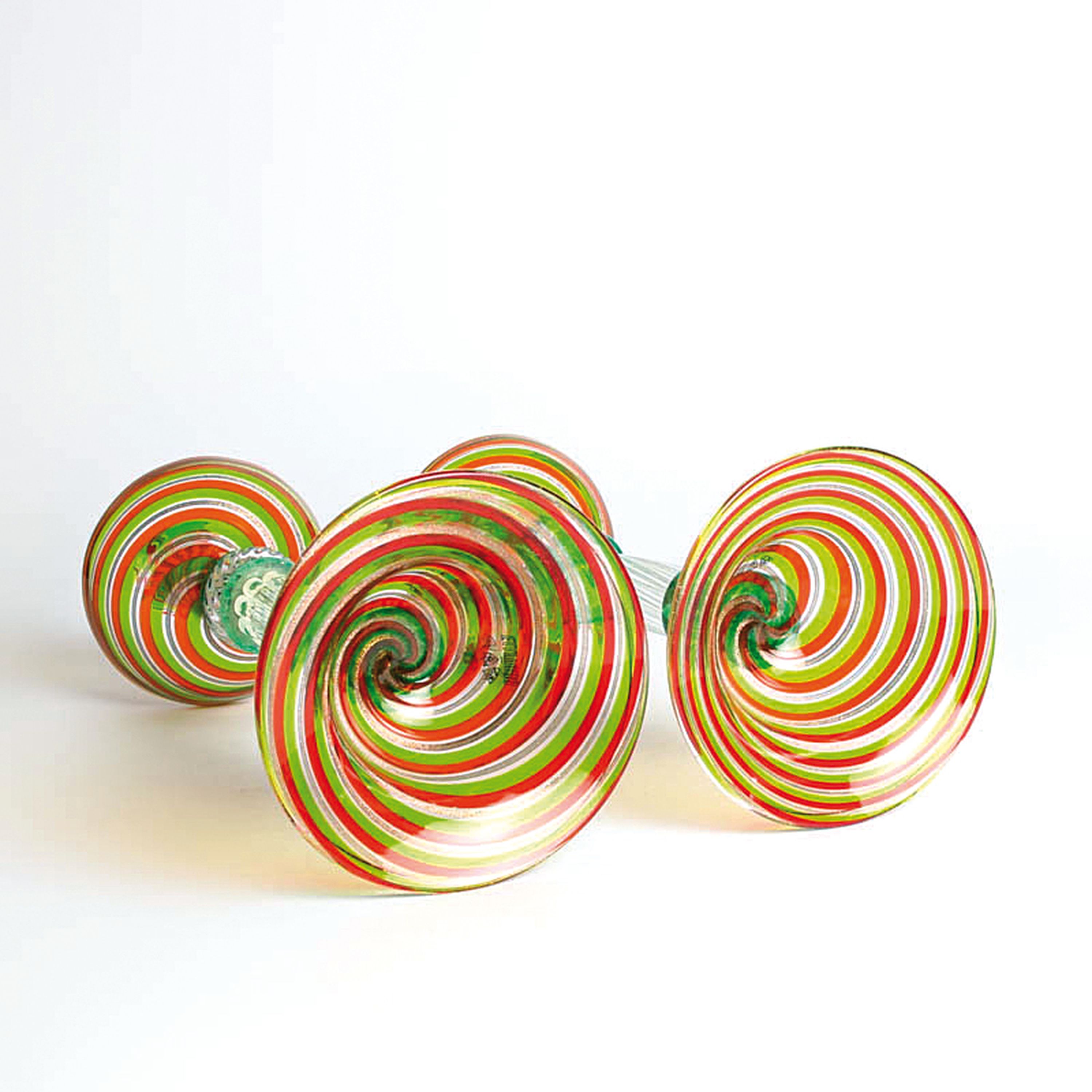 Detail c: A canne-Leuchterpaar, Fratelli Toso, Murano, 1960/70er-Jahre, farbloses Glas, spiralförmig eingekämmte Glasfäden in grün, rot und kupferfarben, ...