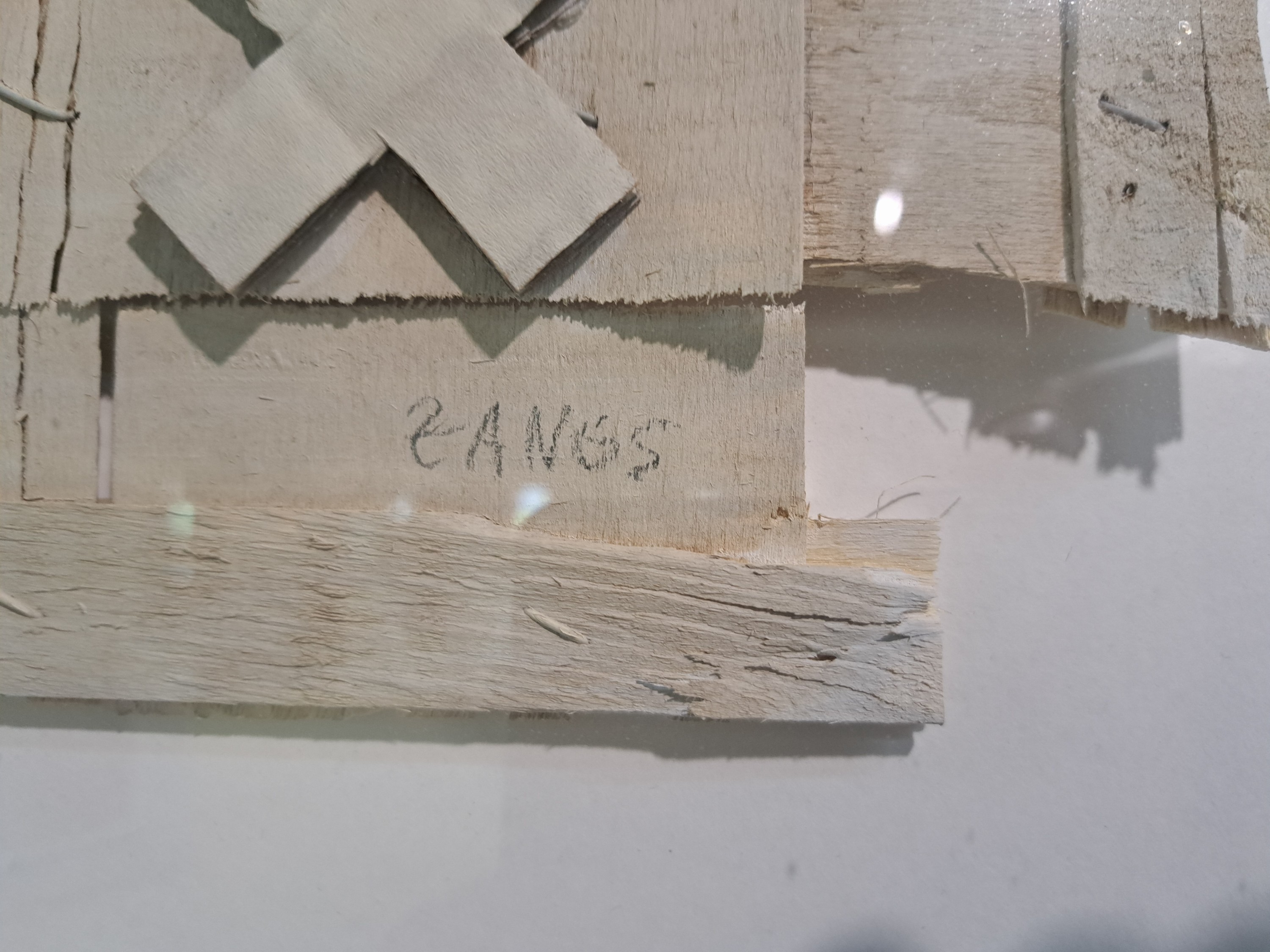 Detail a: Herbert Zangs, 1924-2003 Krefeld, Holzcollage mit mathematischen Zeichen, signiert mit Bleistift, Objekt ca. 26x36 cm, unter Glas gerahmt 43x53 cm ...