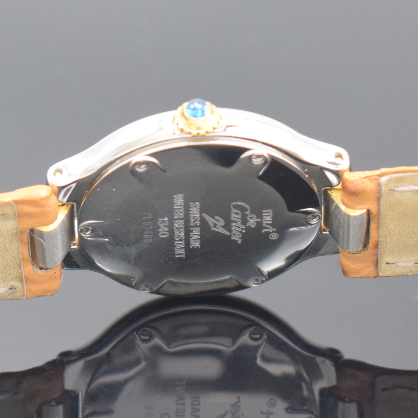 Detail d: CARTIER Linie 21 Armbanduhr Referenz 1340, Schweiz um 1995, quarz, Stahlgeh., orig. Lederband m. Faltschl., Boden 6-fach verschr., Schmuckkrone, ...