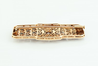 26917324c - 18 kt Gold Art Deco Diamant-Saphir-Brosche, um1920-30, GG 750/000, schauseitig Platin, ...