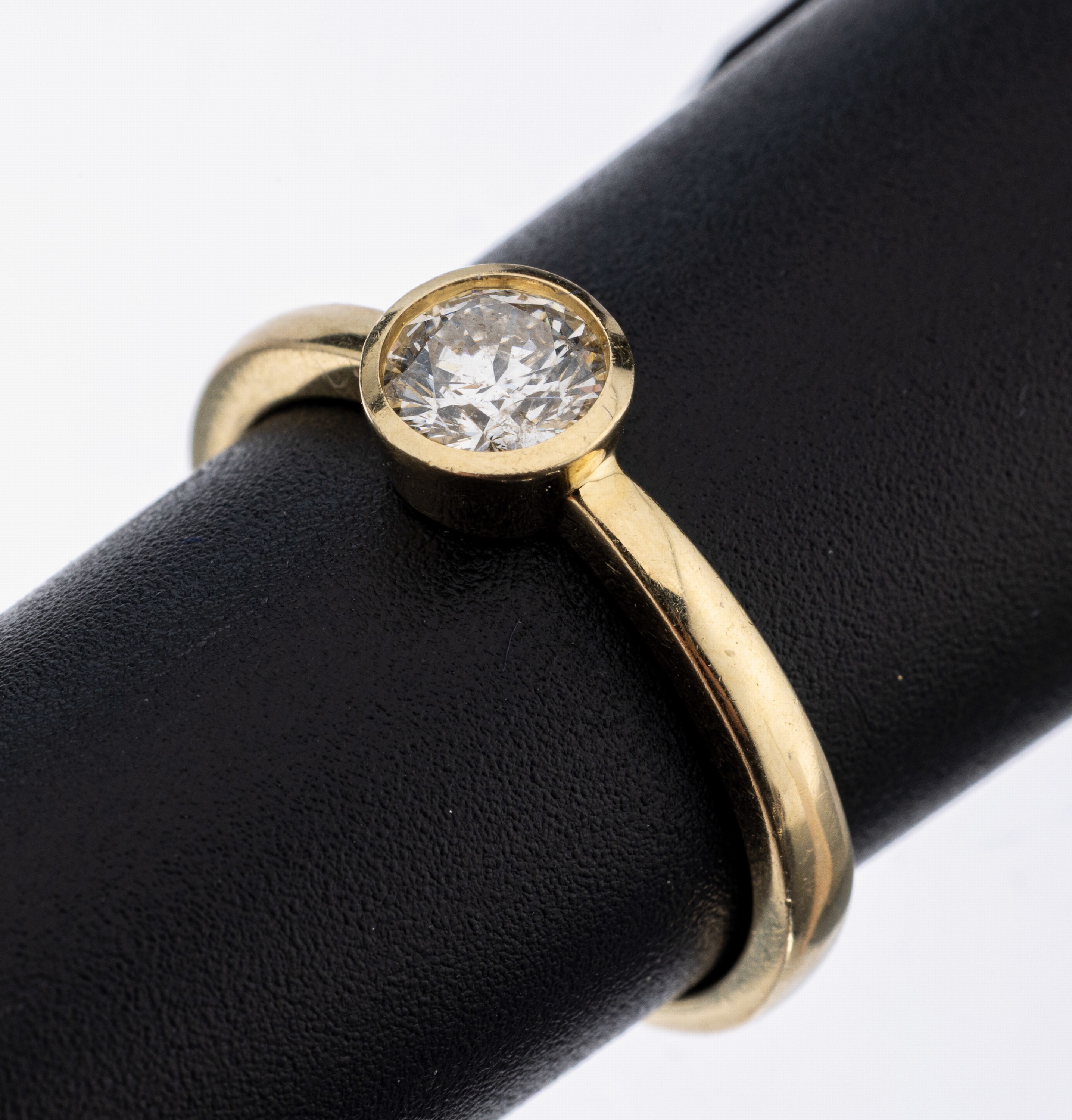 14 kt Gold Brillant-Ring, GG 585/000, Brillant ca. 0.50 ct l.get.Weiß/si, RW 54, ca.3.1 g