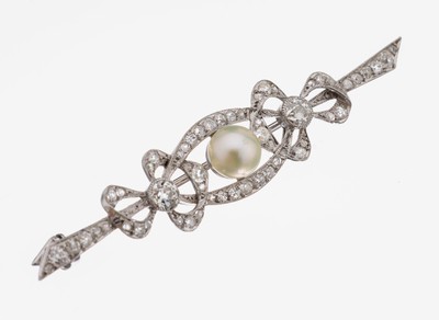 Image Platin Art Deco Diamant-Perl-Brosche, um 1920, Pt gepr., Schleifenverzierung, ...