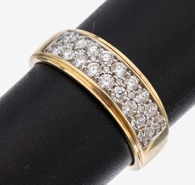 Image 26917457 - 14 kt Gold Brillant-Ring, GG 585/000, 18 Brillanten zus. ca. 0.50 ct Weiß/si, RW ...