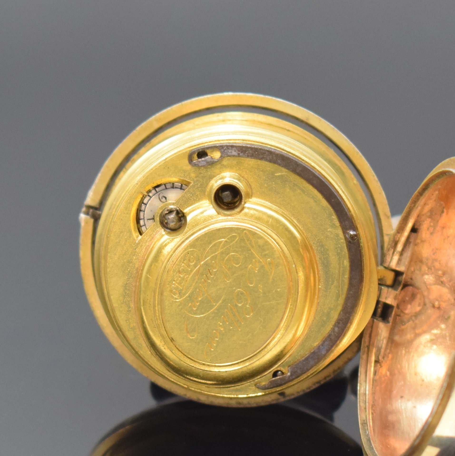 Detail d: JAMES ELLISON Silber Spindeltaschenuhr, London lt. Hallmark 1766, Übergeh. m. Schildpatt dell., riss. Emailzifferbl. später, arab. Zahlen, gebl. ...