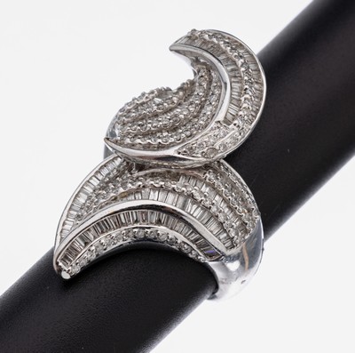 Image 26917564 - 18 kt Gold Diamant-Ring, WG 750/000, außergewöhnliche geschwungene ...