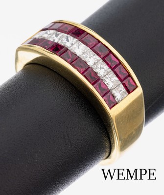 Image 26917568 - 18 kt Gold WEMPE Rubin-Diamant-Ring, GG 750/000, 18 Rubin-Carrees zus. ca. 0.54 ct, 9 ...