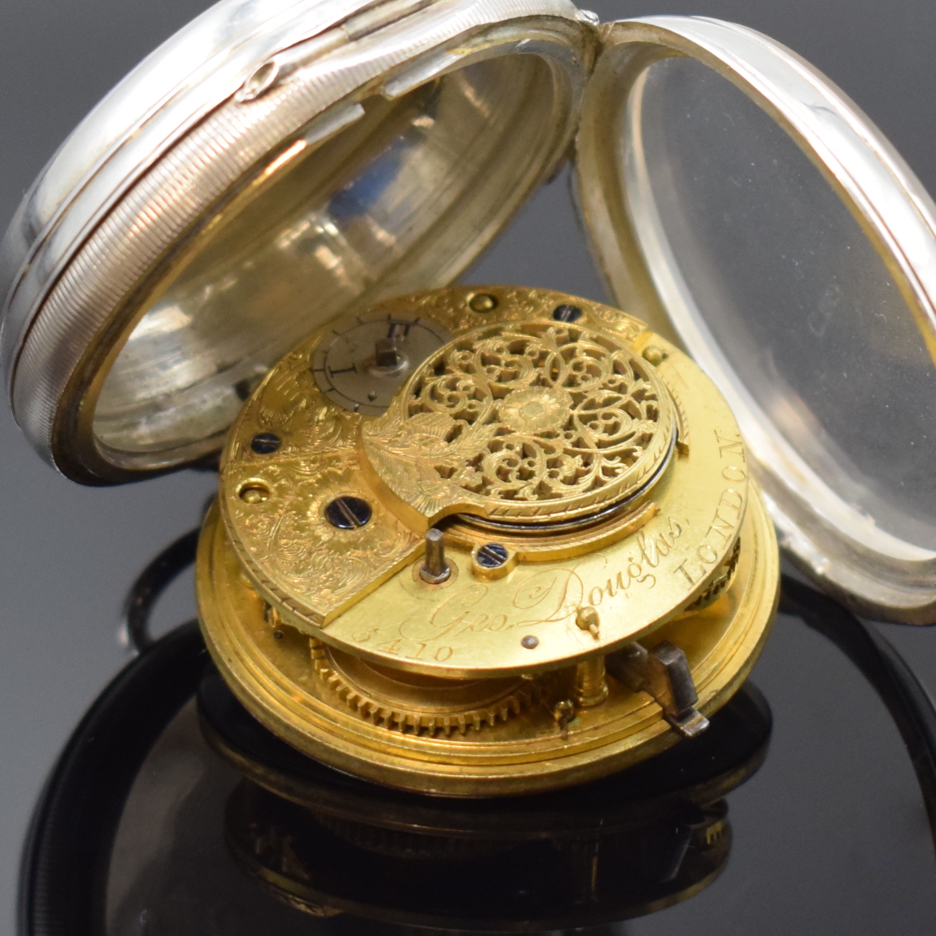 Detail c: GEORGE DOUGLAS englische Spindeltaschenuhr sowie eine weitere Spindeltaschenuhr in Silber, London lt. Hallmark 1850 und England um 1835, Geh. dell., ...