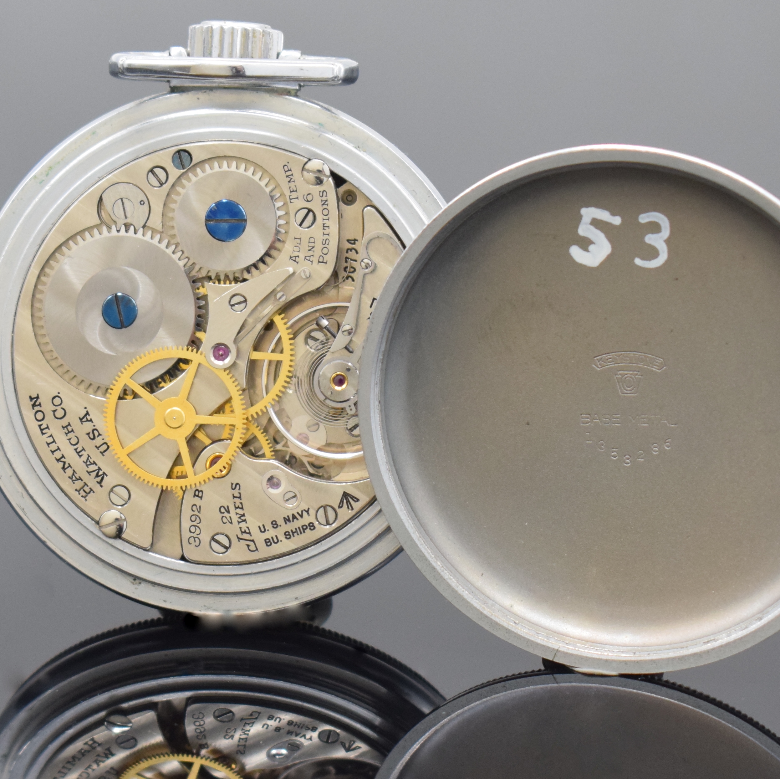 Detail b: HAMILTON Navigation Master Watch Militärtaschenuhr für die Britische Armee, USA für die englischen Truppen um 1942, verchromtes Keystone-Geh., ...