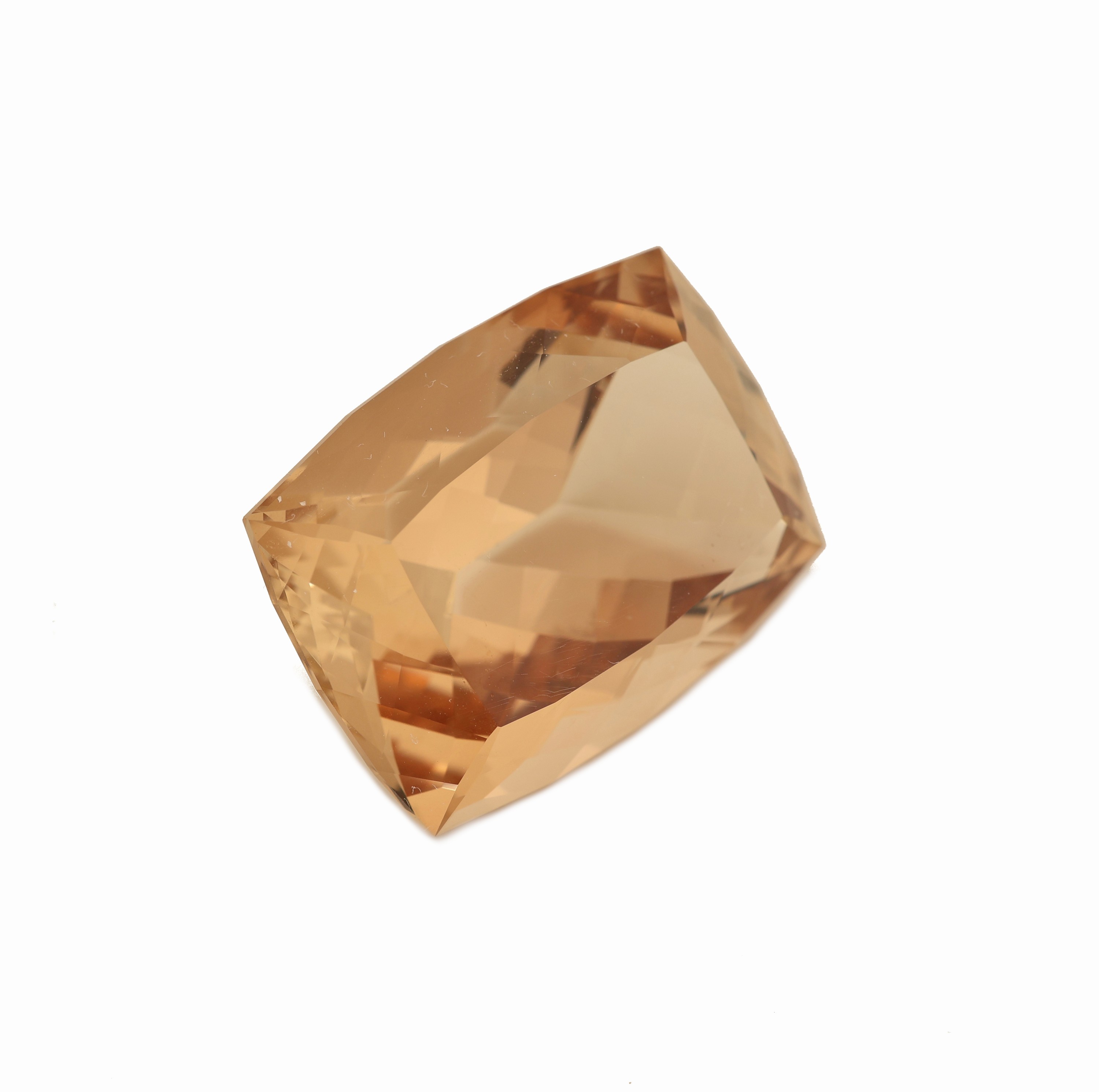 Detail a: Loser Imperial Topas ca. 41.52 ct, Cushion-Cut, Light Reddish Orange, ca. 22.7 x 17.0 x 12.8 mm
