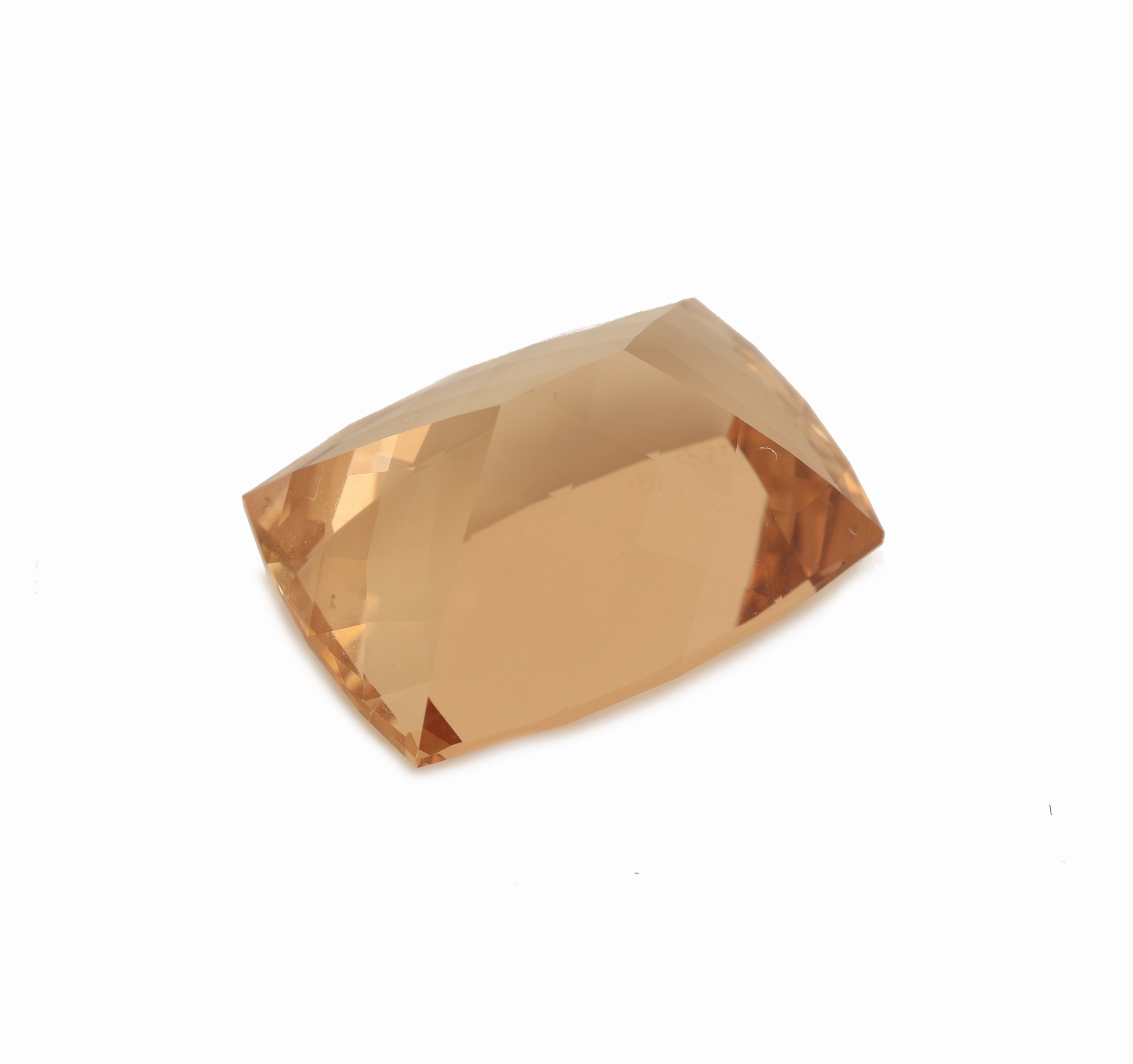 Detail c: Loser Imperial Topas ca. 41.52 ct, Cushion-Cut, Light Reddish Orange, ca. 22.7 x 17.0 x 12.8 mm