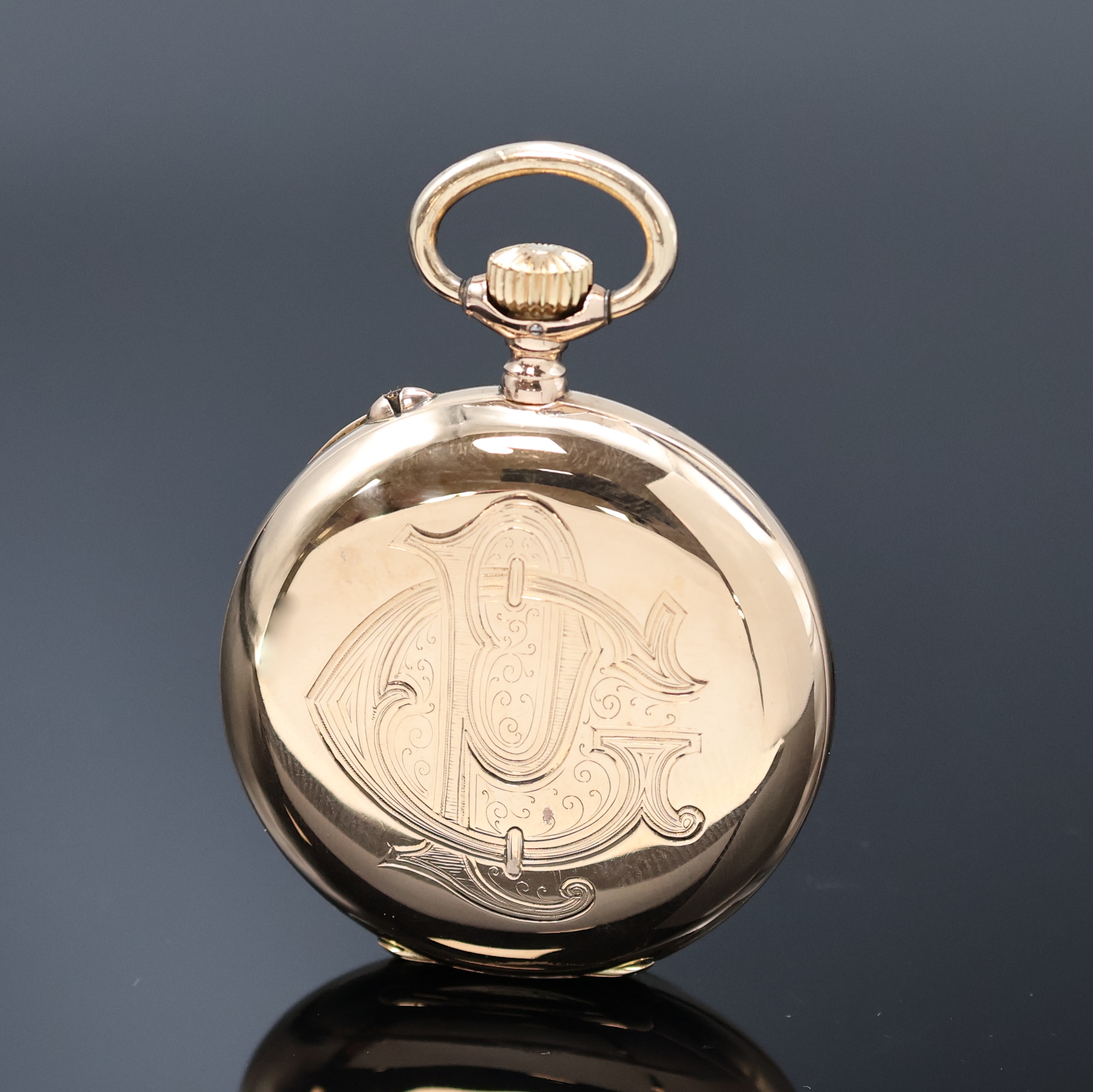 Detail a: LONGINES frühe offene Herrentaschenuhr in RG 585/000, Schweiz um 1900, glattes Geh., Rückdeckel m. Monogramm, Metallcuvette m. Medaillengravur, ...