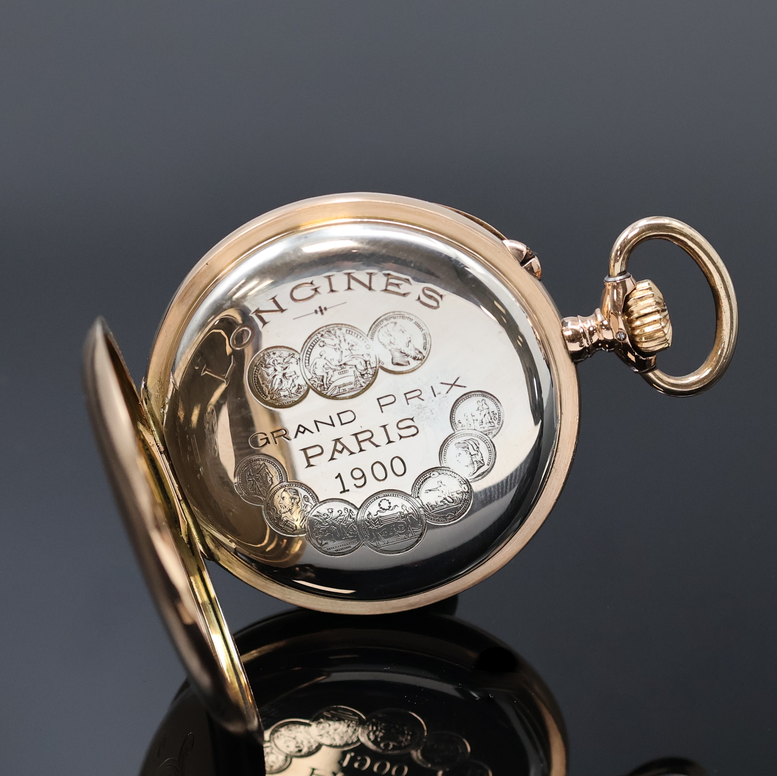 Detail c: LONGINES frühe offene Herrentaschenuhr in RG 585/000, Schweiz um 1900, glattes Geh., Rückdeckel m. Monogramm, Metallcuvette m. Medaillengravur, ...