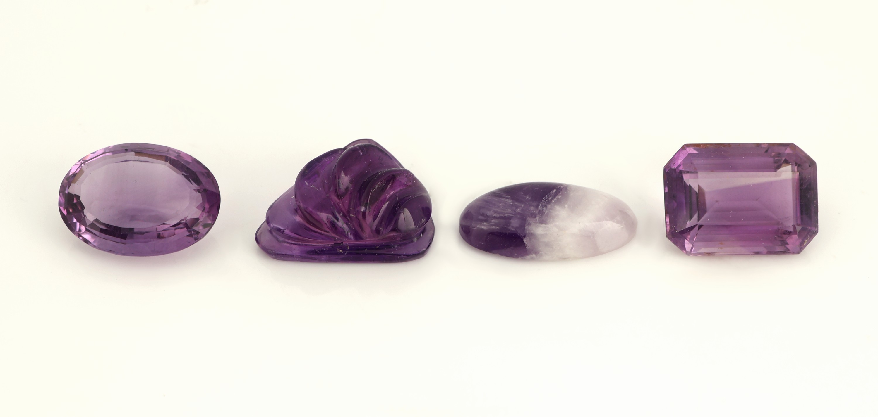 Detail a: Lot lose Amethyste in versch. Schliffformen zus. ca. 680 ct