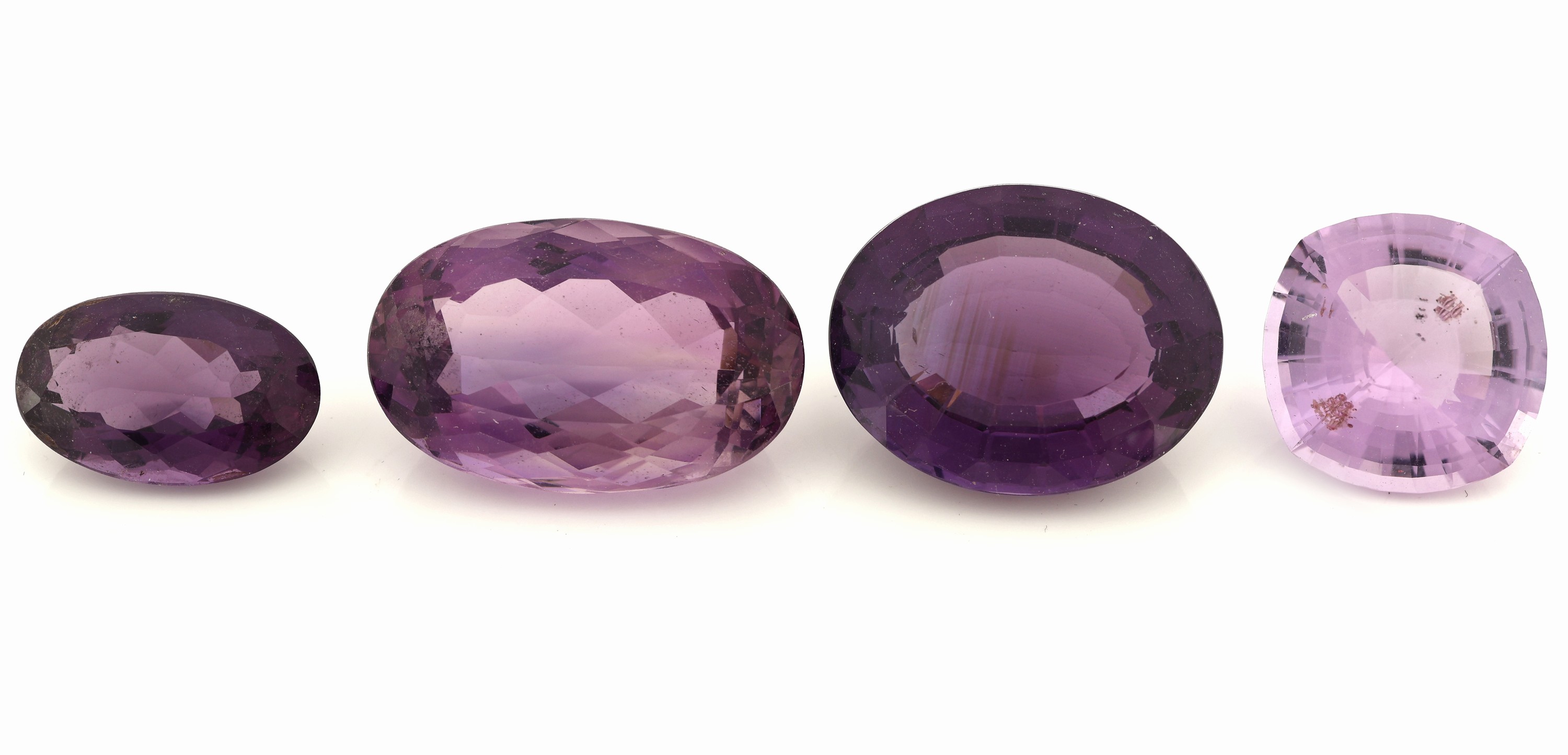 Detail a: Lot lose Amethyste in versch. Schliffformen zus. ca. 388 ct