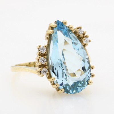 Image Ring mit Blautopas und Brillanten, GG 585/ 000, tropfenf. Blautopas (beh.), 5 Brill. ...
